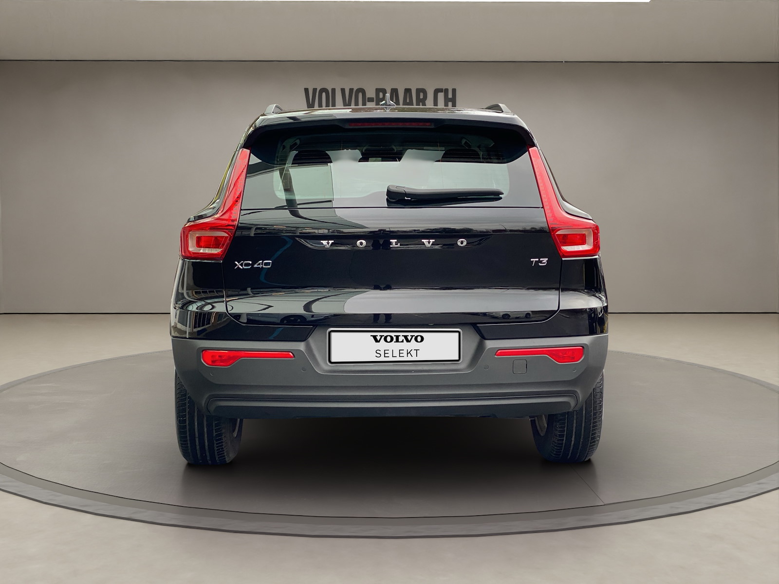 VOLVO XC40 1.5 T3 Momentum Light-image-4