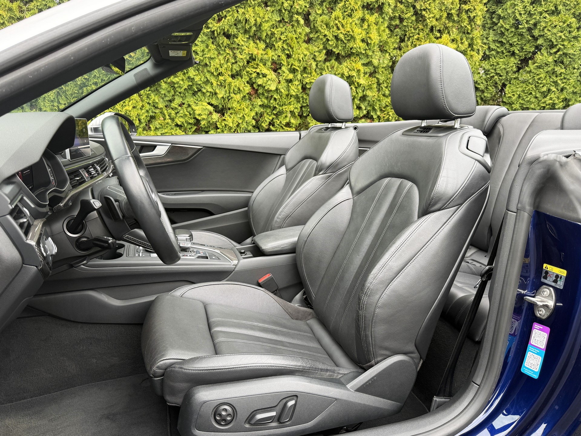AUDI S5 Cabriolet 3.0 TFSI quattro tiptronic-image-17