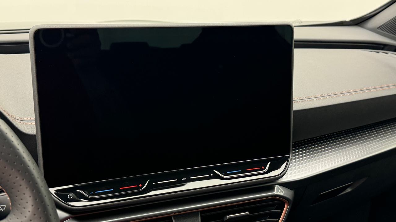 CUPRA Formentor 1.5 e-HYBRID pHEV VZ Black Edition-image-7