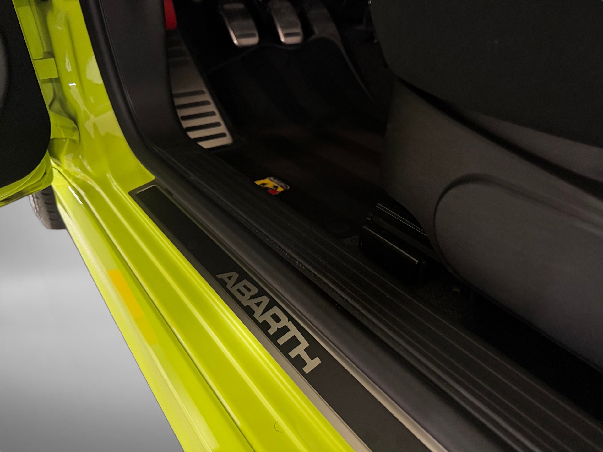 FIAT 595 1.4 16V Turbo Abarth Pista - 70th Anniversary-image-16