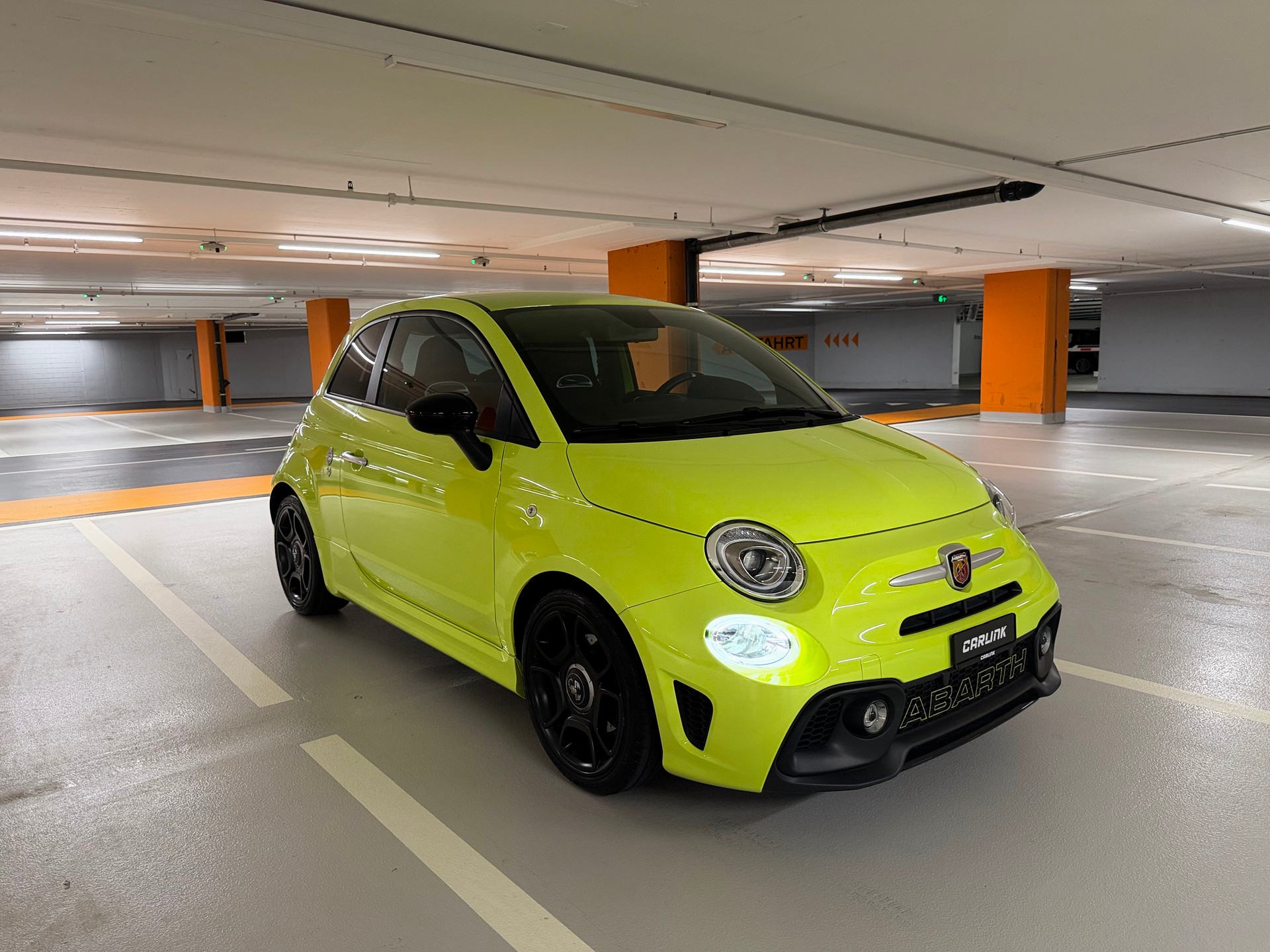 FIAT 595 1.4 16V Turbo Abarth Pista - 70th Anniversary-showroom-element-2