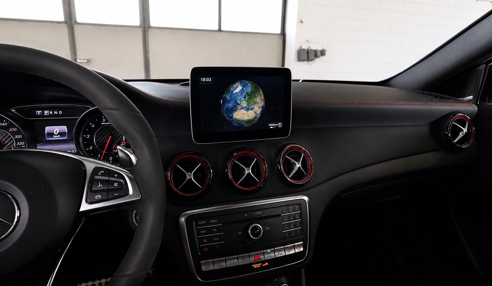 MERCEDES-BENZ GLA 45 AMG 4Matic 7G-DCT-image-8