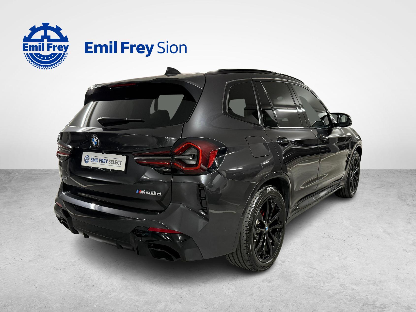 BMW X3 M40d-showroom-element-2