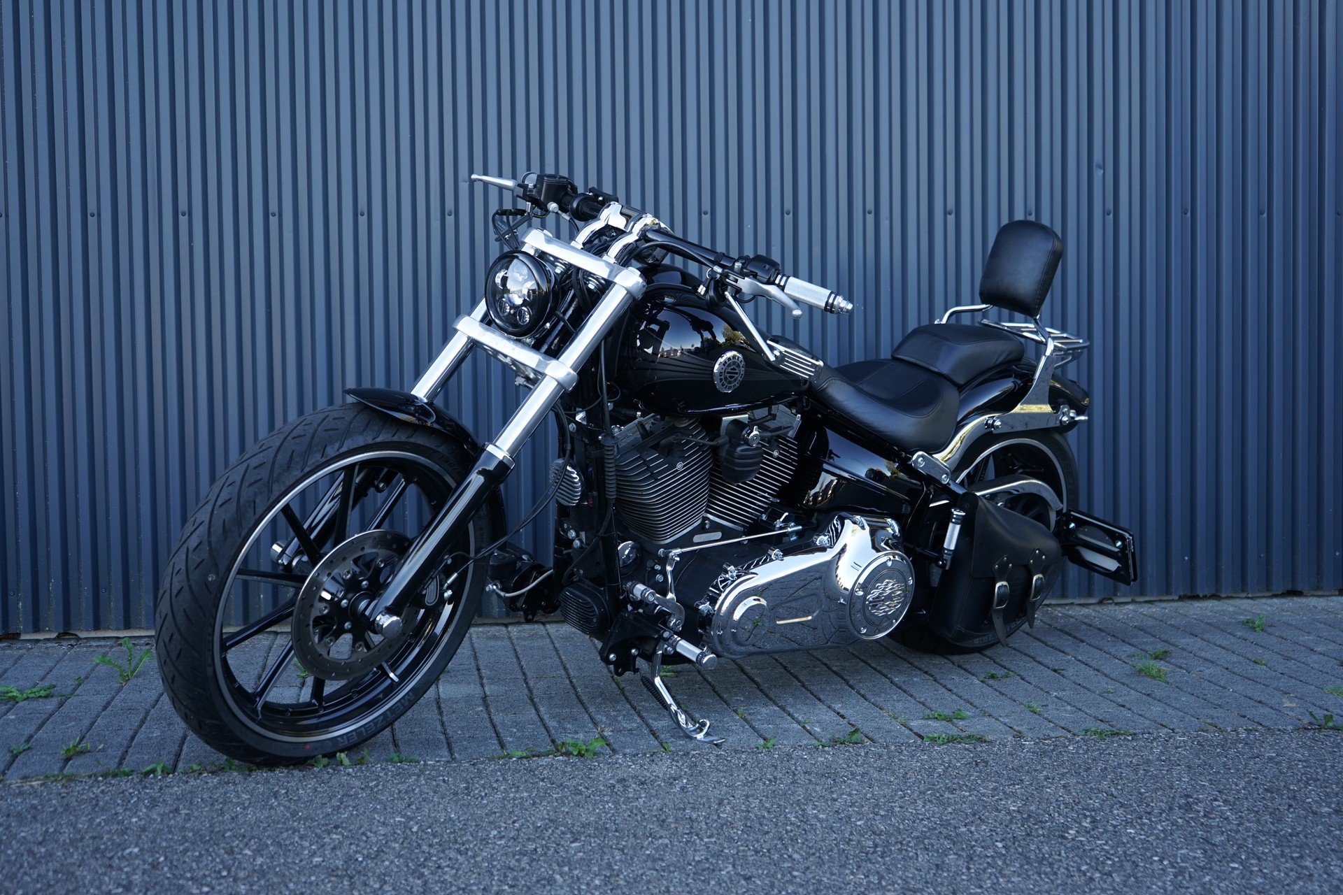HARLEY-DAVIDSON FXSB Breakout 103 ABS-image-1
