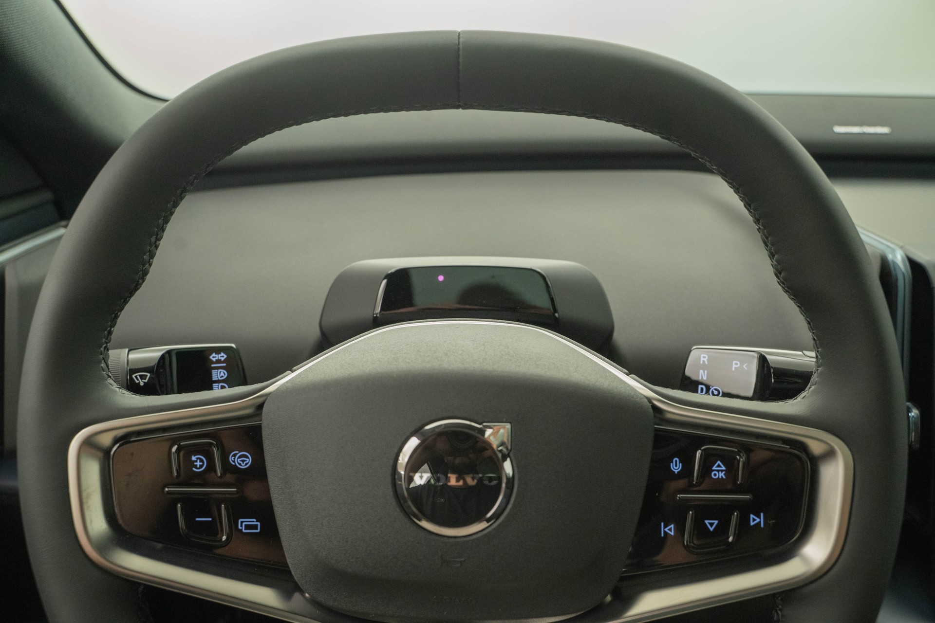 VOLVO EX30 P8 Ultra AWD-image-11