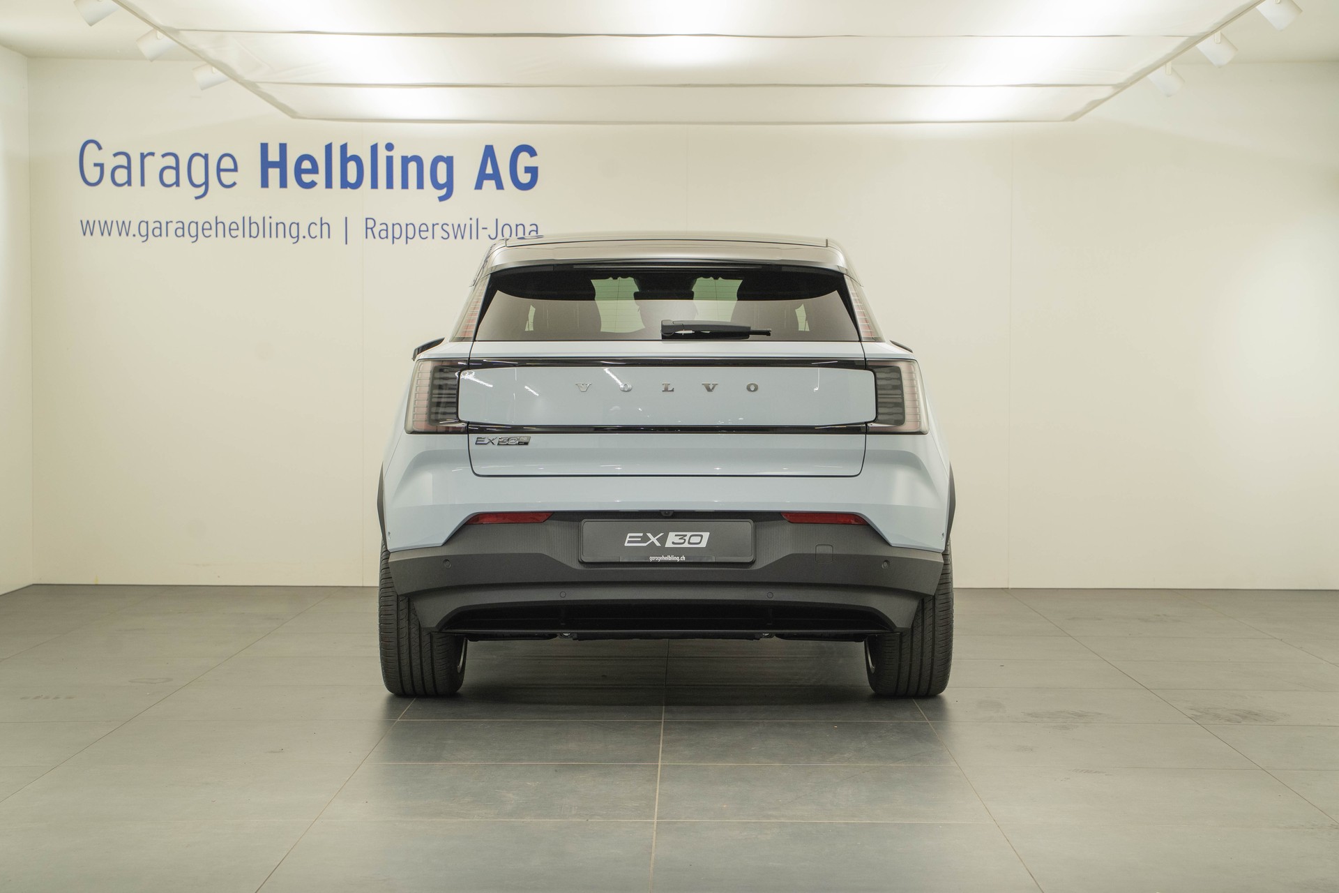 VOLVO EX30 P8 Ultra AWD-showroom-element-3
