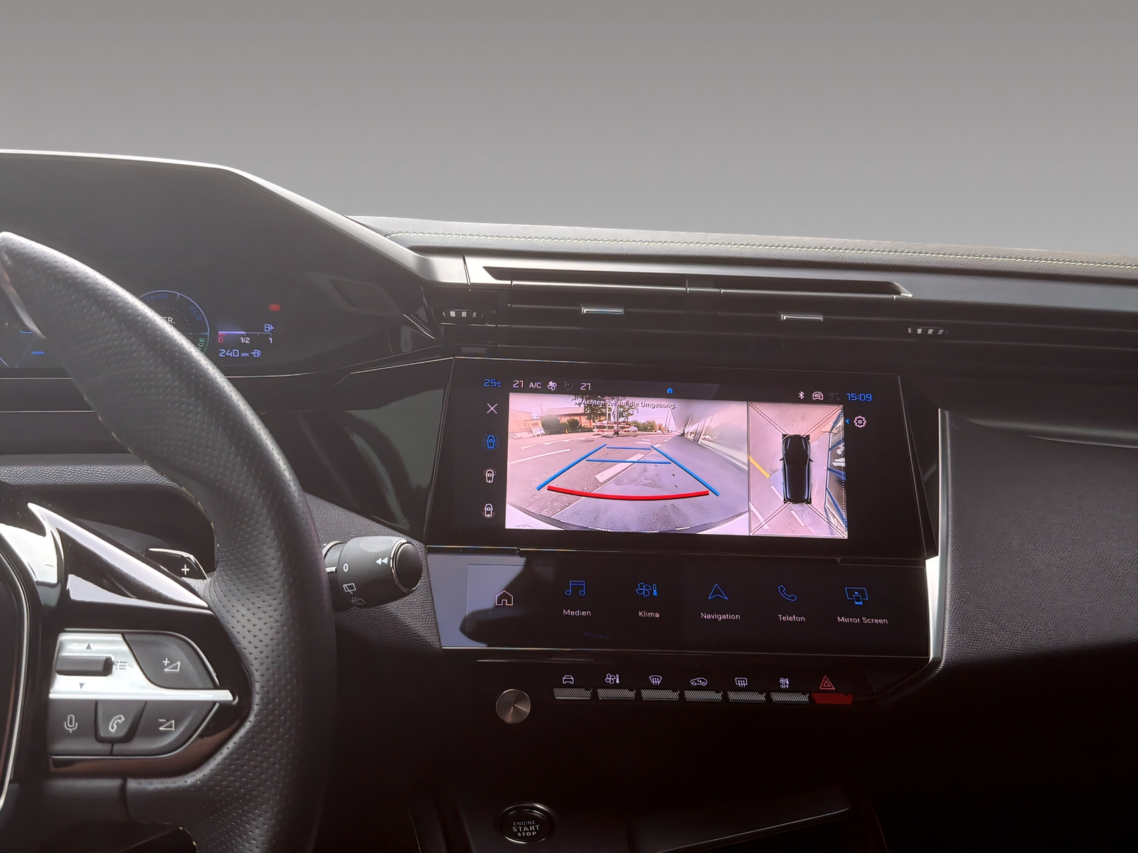 PEUGEOT 308 1.6 PHEV 225 GT Pack-image-14