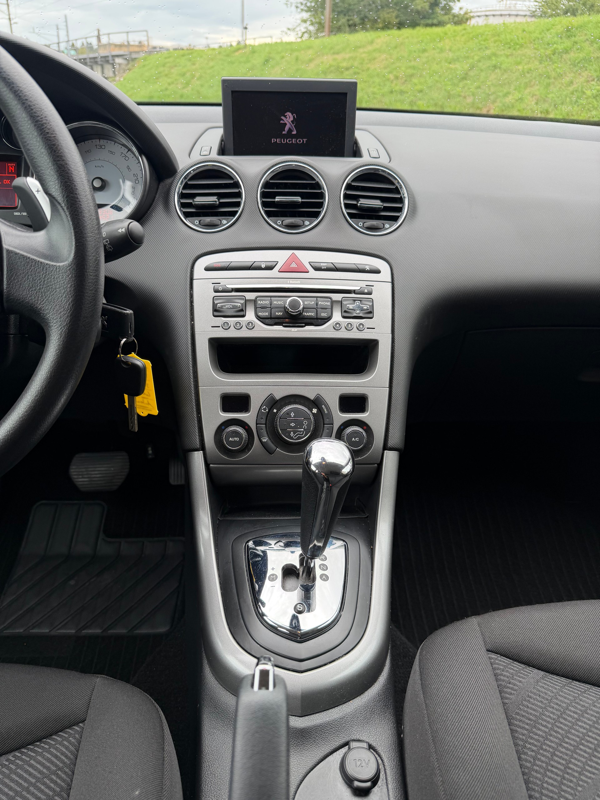 PEUGEOT 308 SW 1.6 HDI Access EGS6-image-10