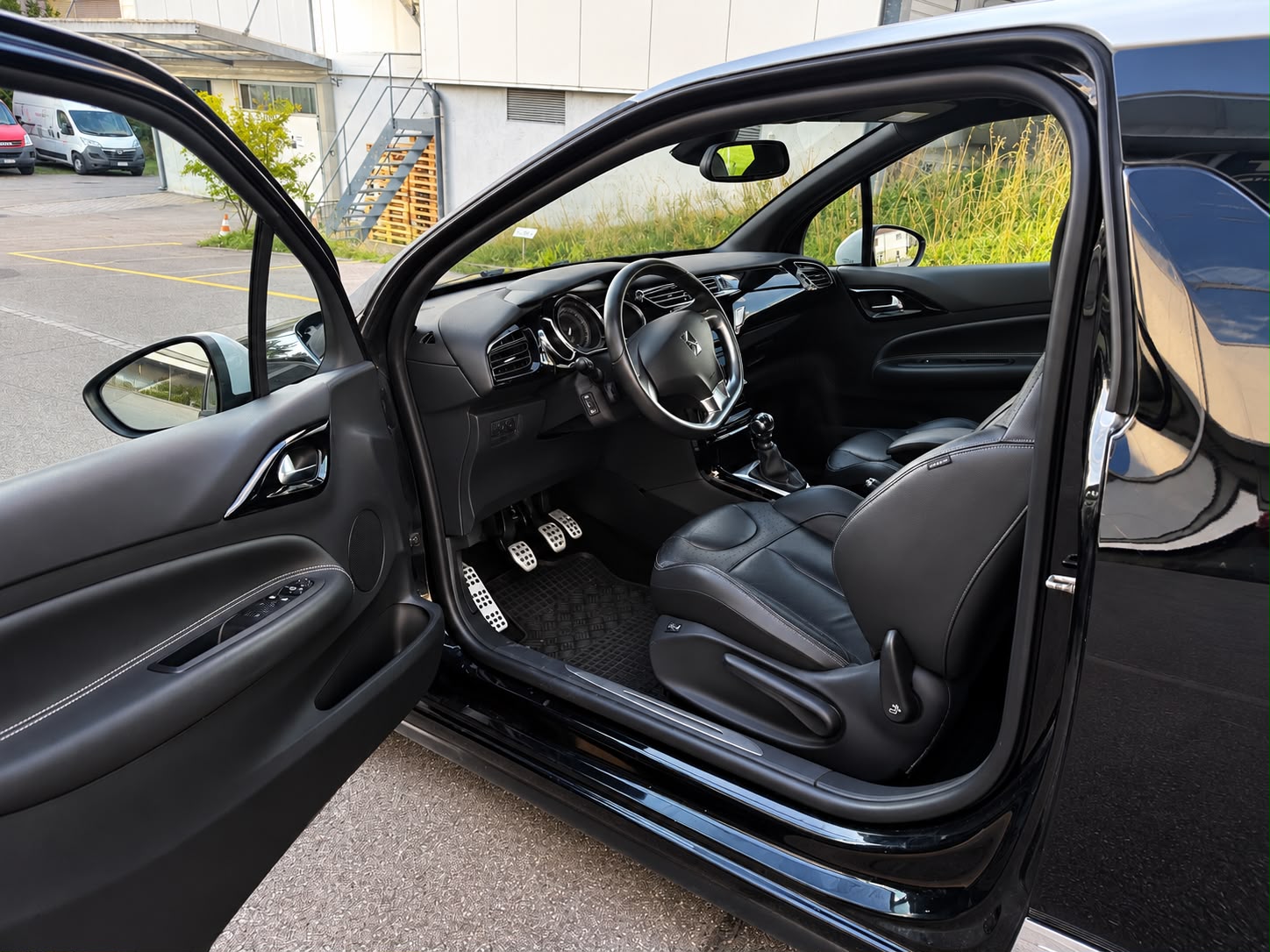 DS AUTOMOBILES DS3 1.6 THP Sport Chic-image-15