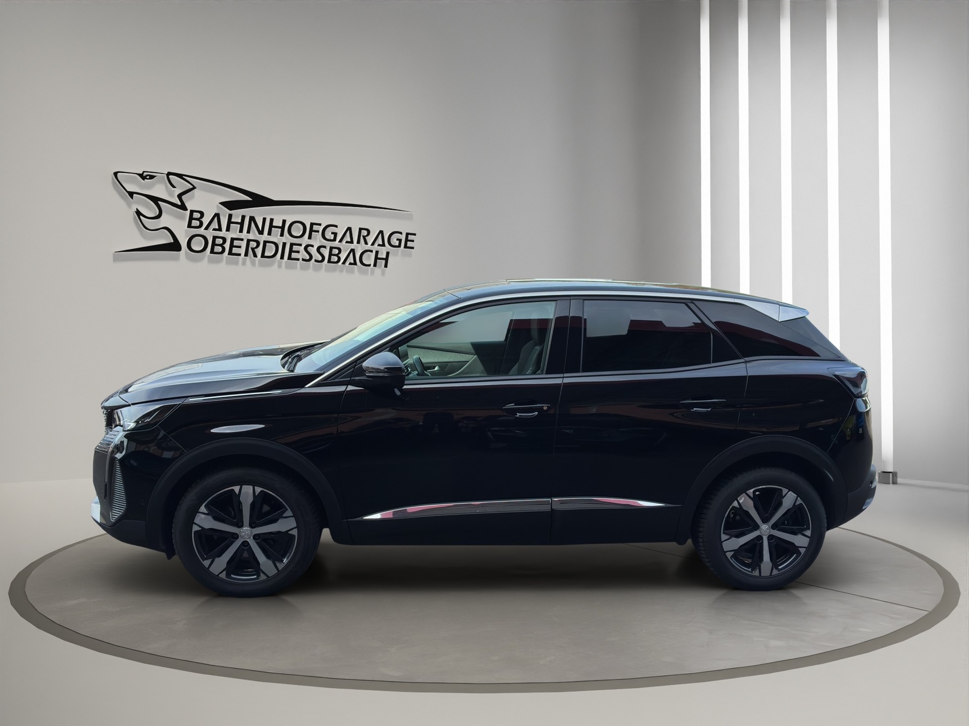 PEUGEOT 3008 1.2 PureTech Allure Pack EAT8-showroom-element-2
