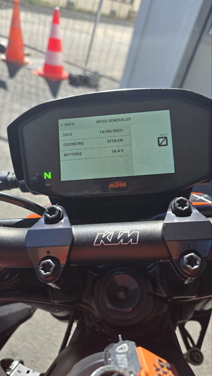 KTM 890 Duke GP-image-5