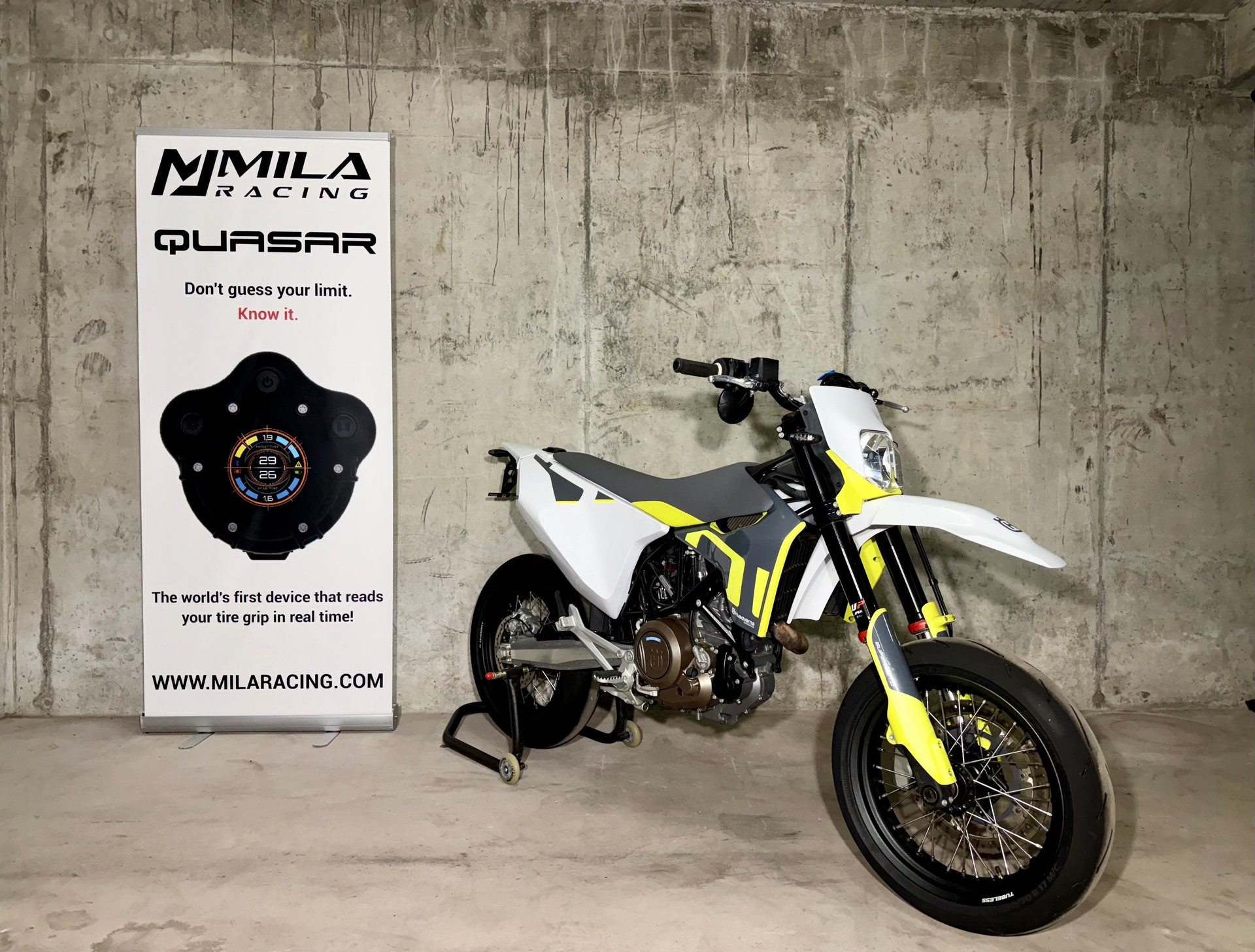 HUSQVARNA 701 Supermoto (35kW)-image-0