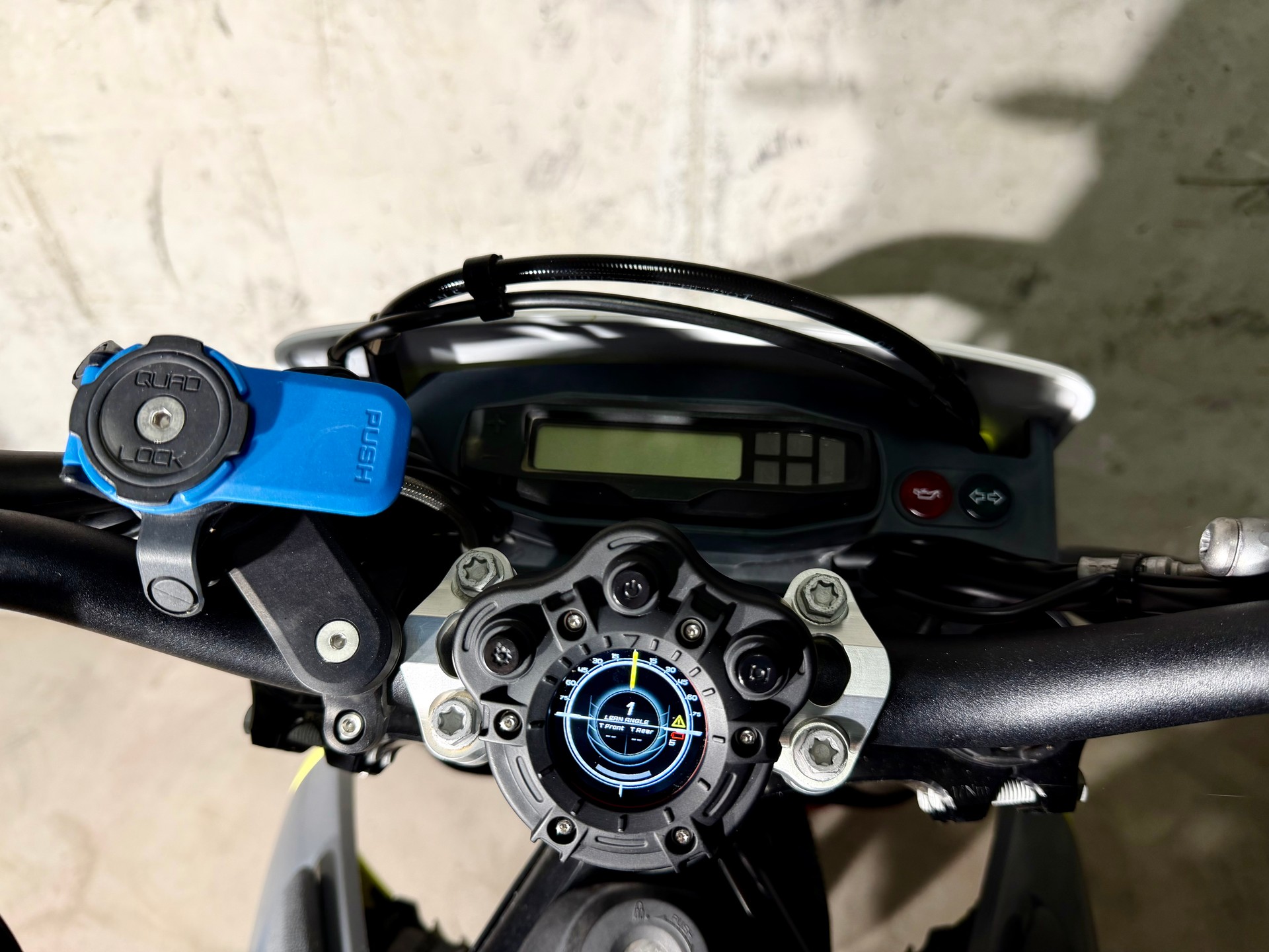 HUSQVARNA 701 Supermoto (35kW)-image-6
