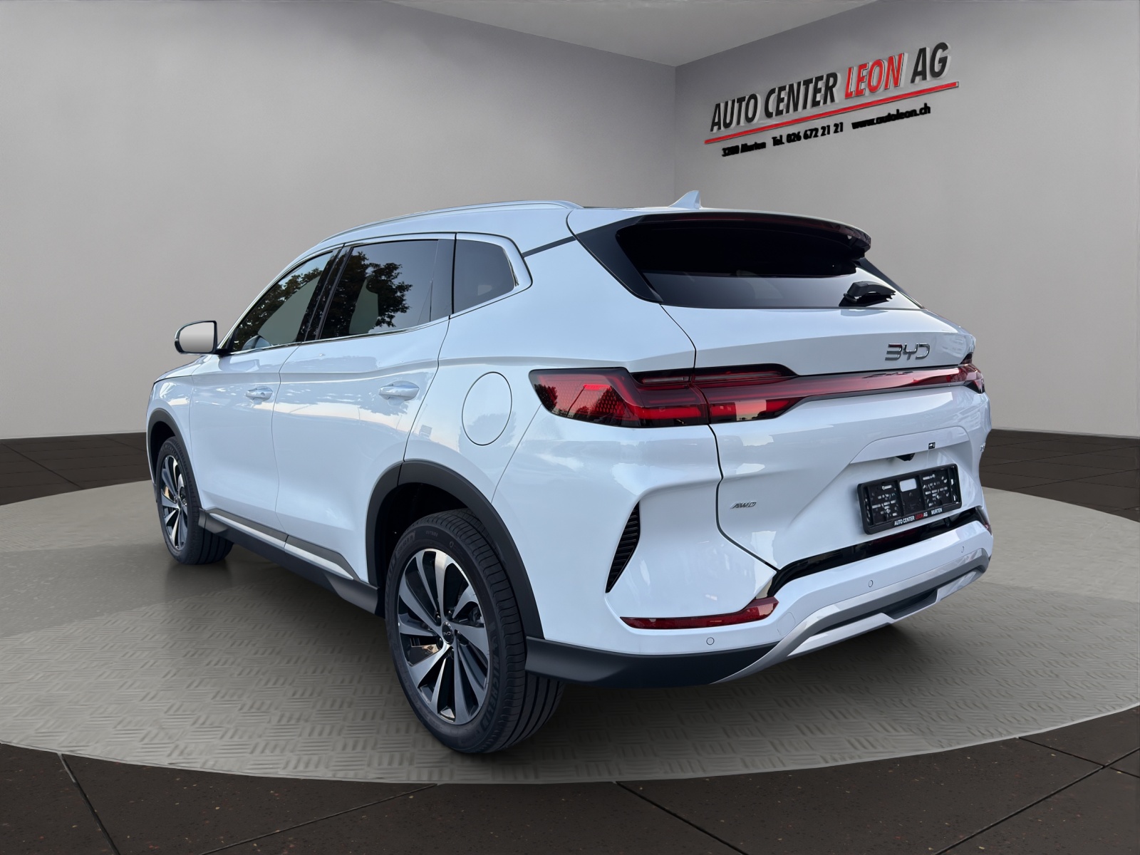 BYD Seal U DM-i Design AWD-showroom-element-3