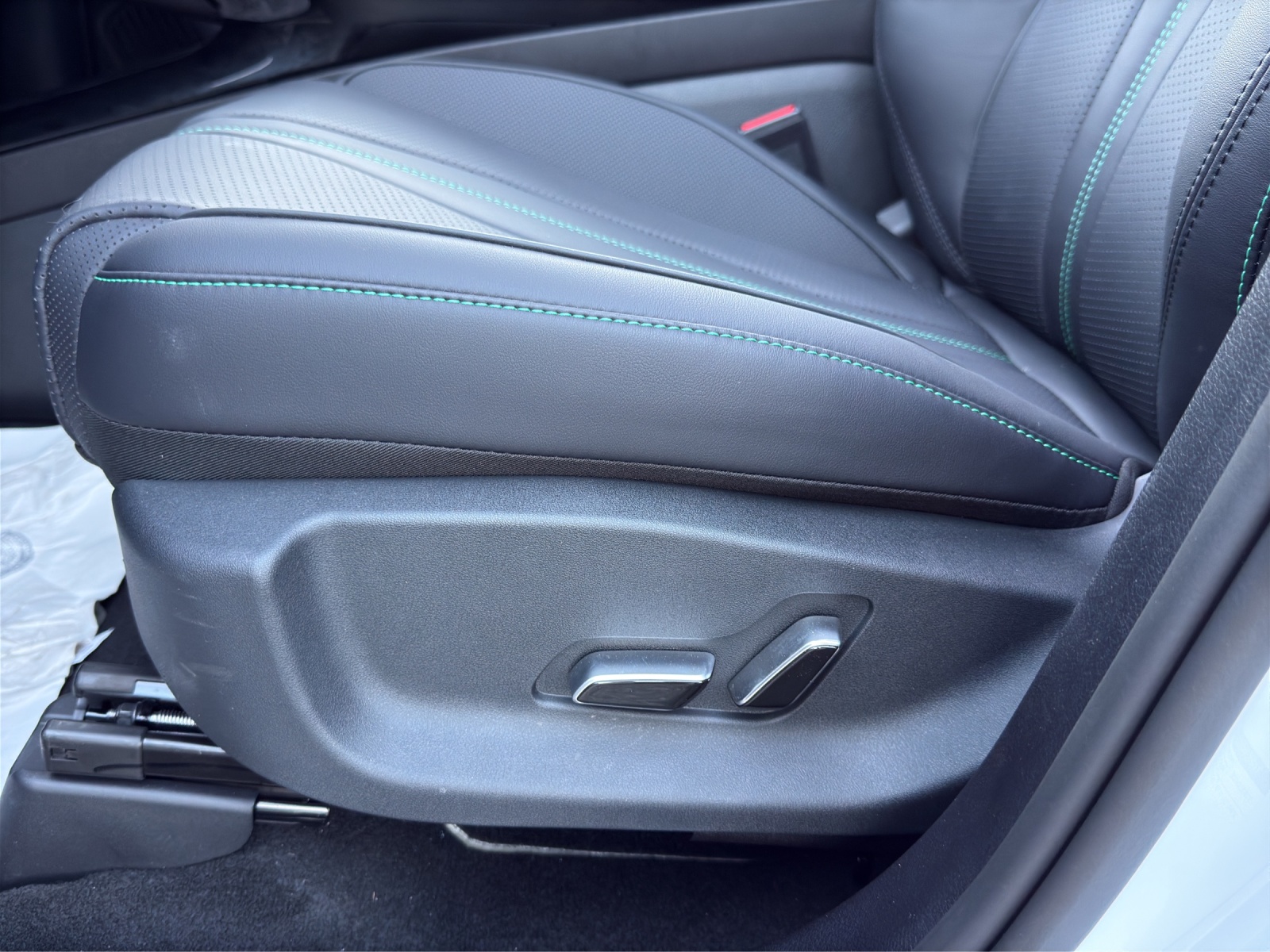 BYD Seal U DM-i Design AWD-image-22