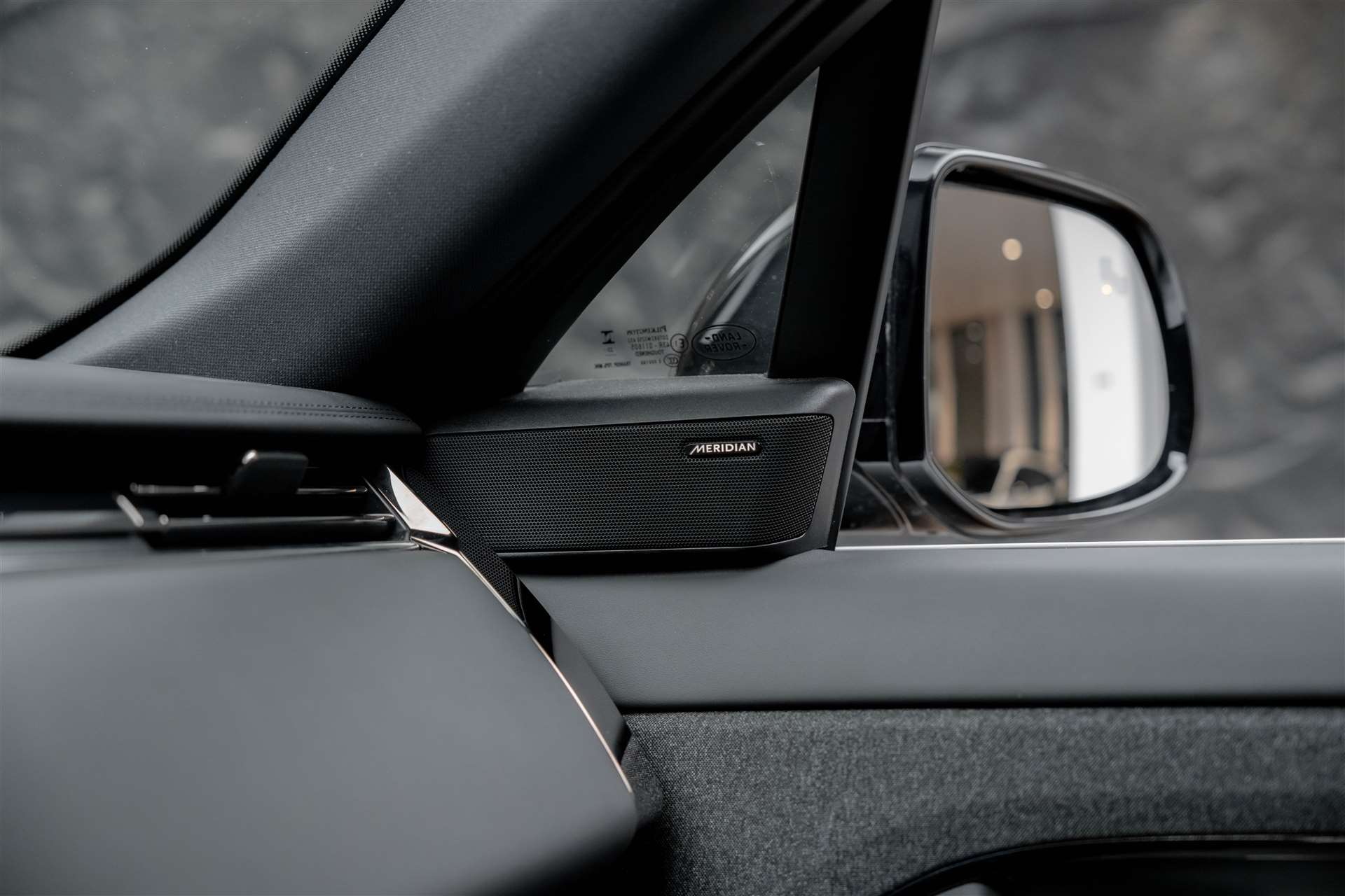 LAND ROVER Range Rover Sport D300 3.0 TD6 MHEV Dynamic SE Automatic *URBAN *24" Felgen*Werksgarantie*-image-29