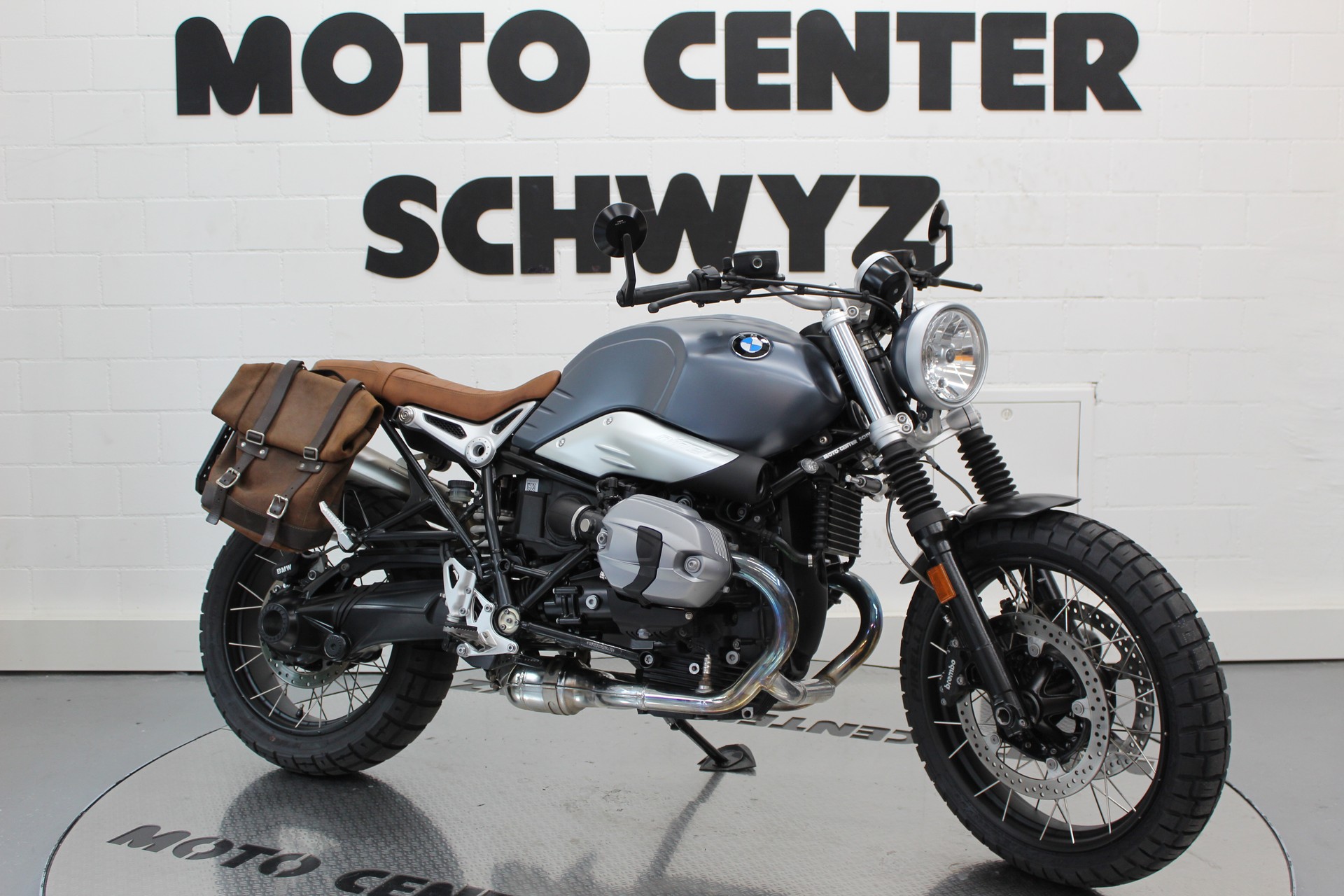 BMW R nineT Scrambler ABS-showroom-element-1