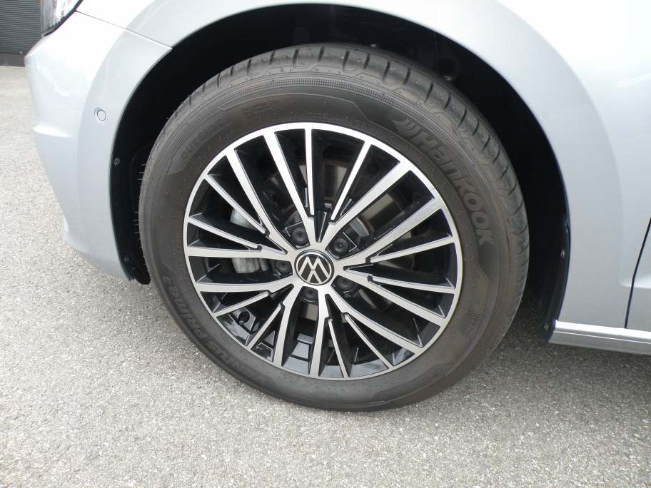 VW Touran 1.5 TSI Highline DSG-image-6