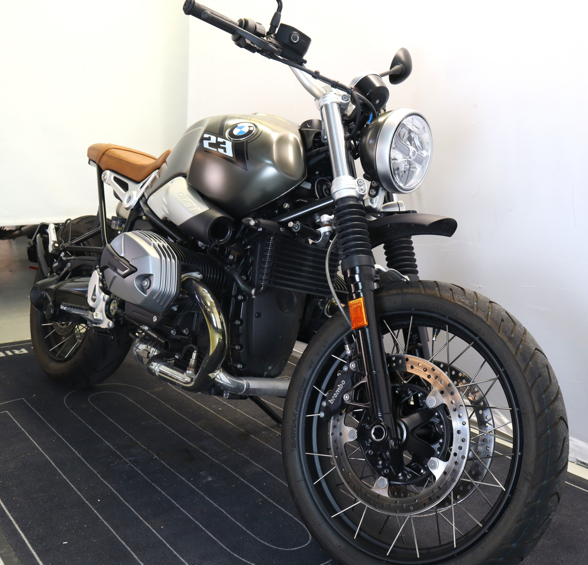 BMW R nineT Scrambler-image-4