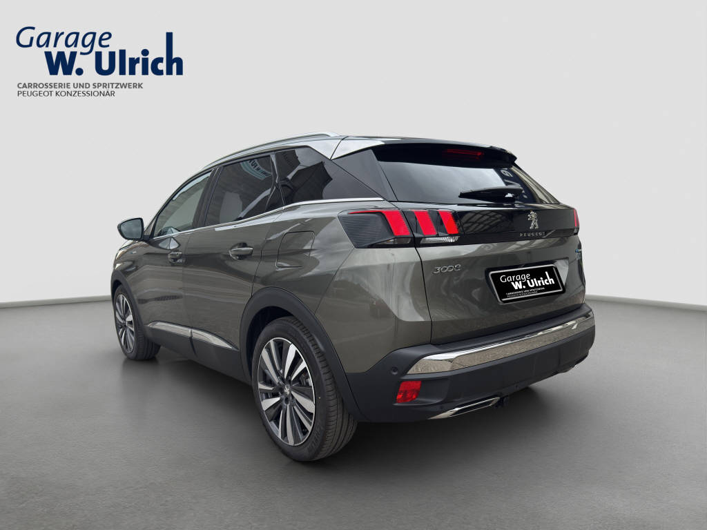 PEUGEOT 3008 1.6 Plug-in Hybrid4 GT-showroom-element-3