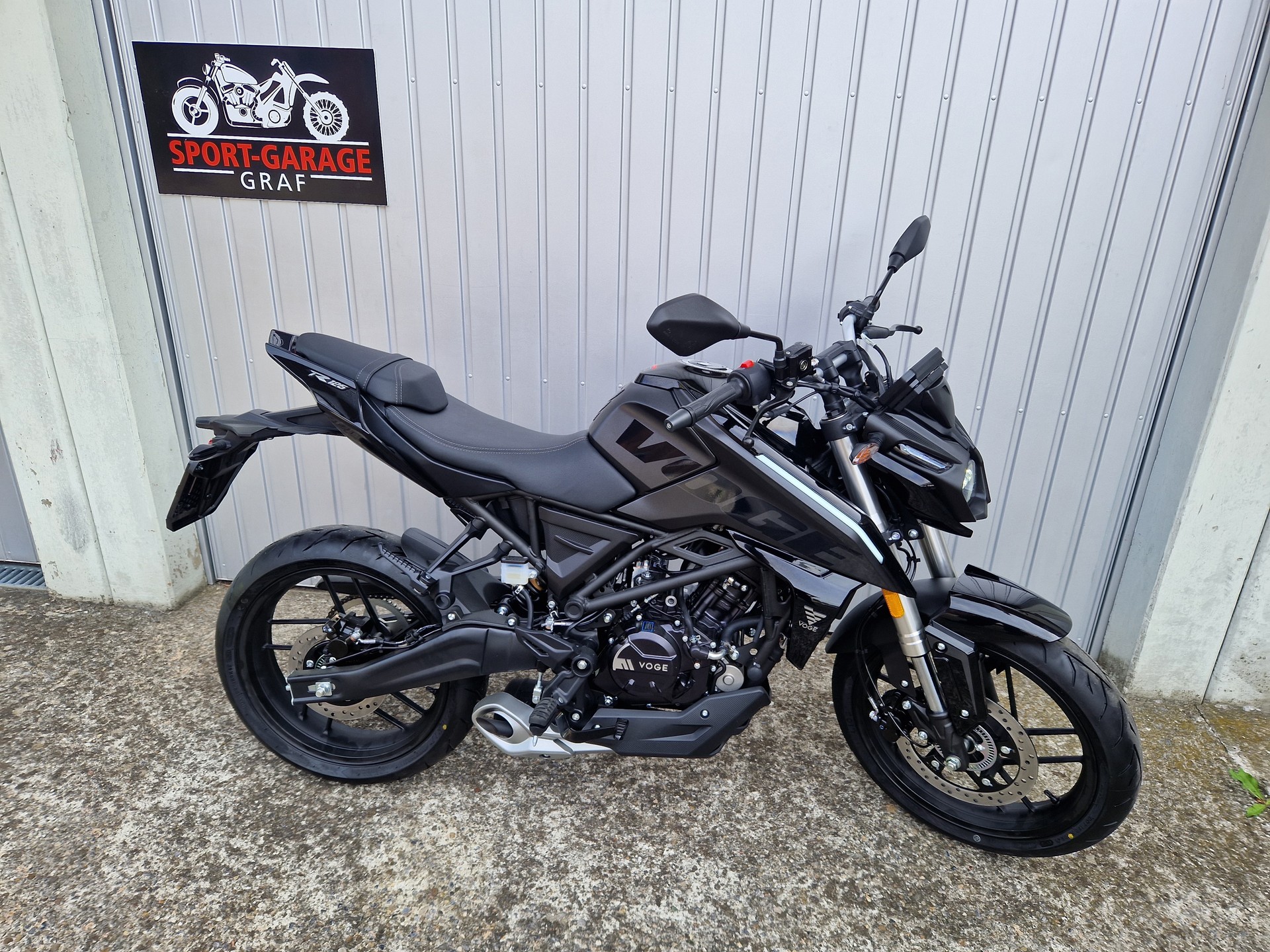 VOGE 125R