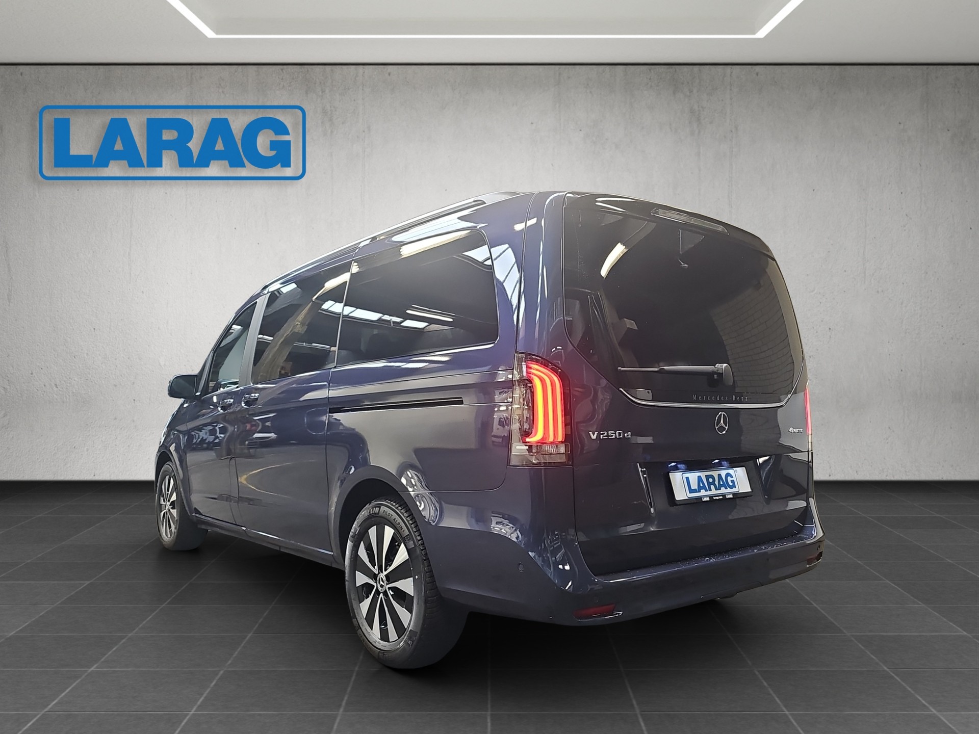 MERCEDES-BENZ V 250 d lang Style 9G-Tronic-image-3