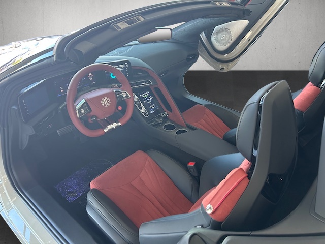MG Cyberster 77kWh 4WD-image-4