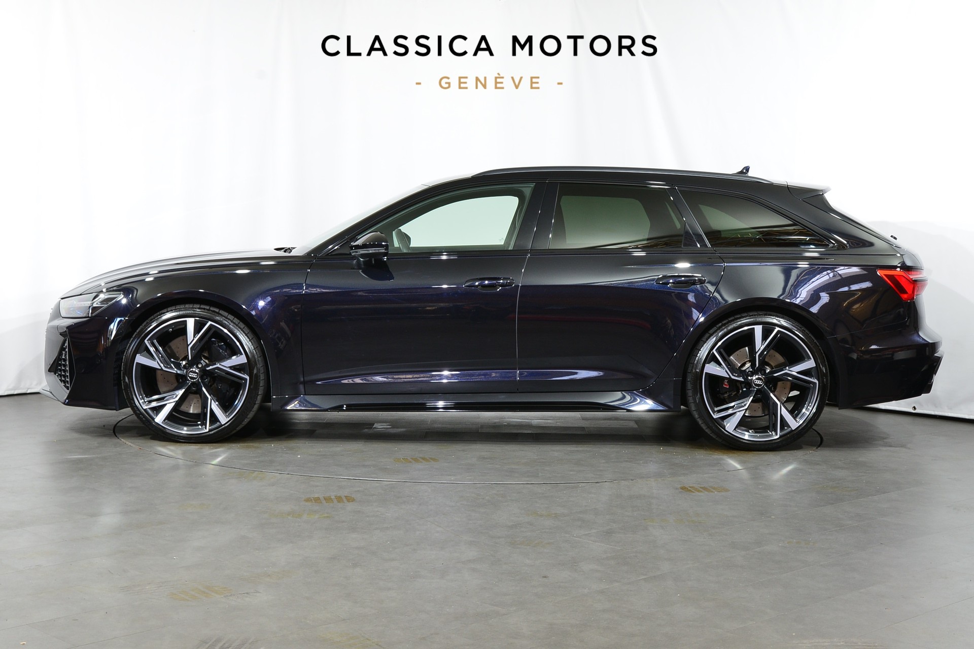 AUDI RS6 Avant 4.0 TFSI V8 quattro-image-6