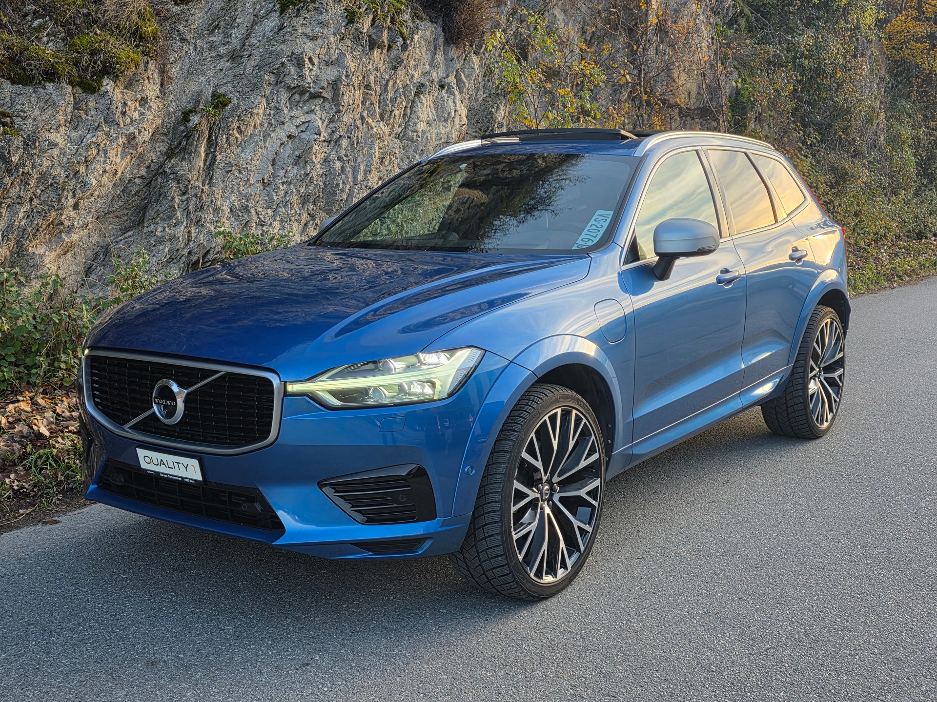 VOLVO XC60 T8 eAWD R-Design Geartronic