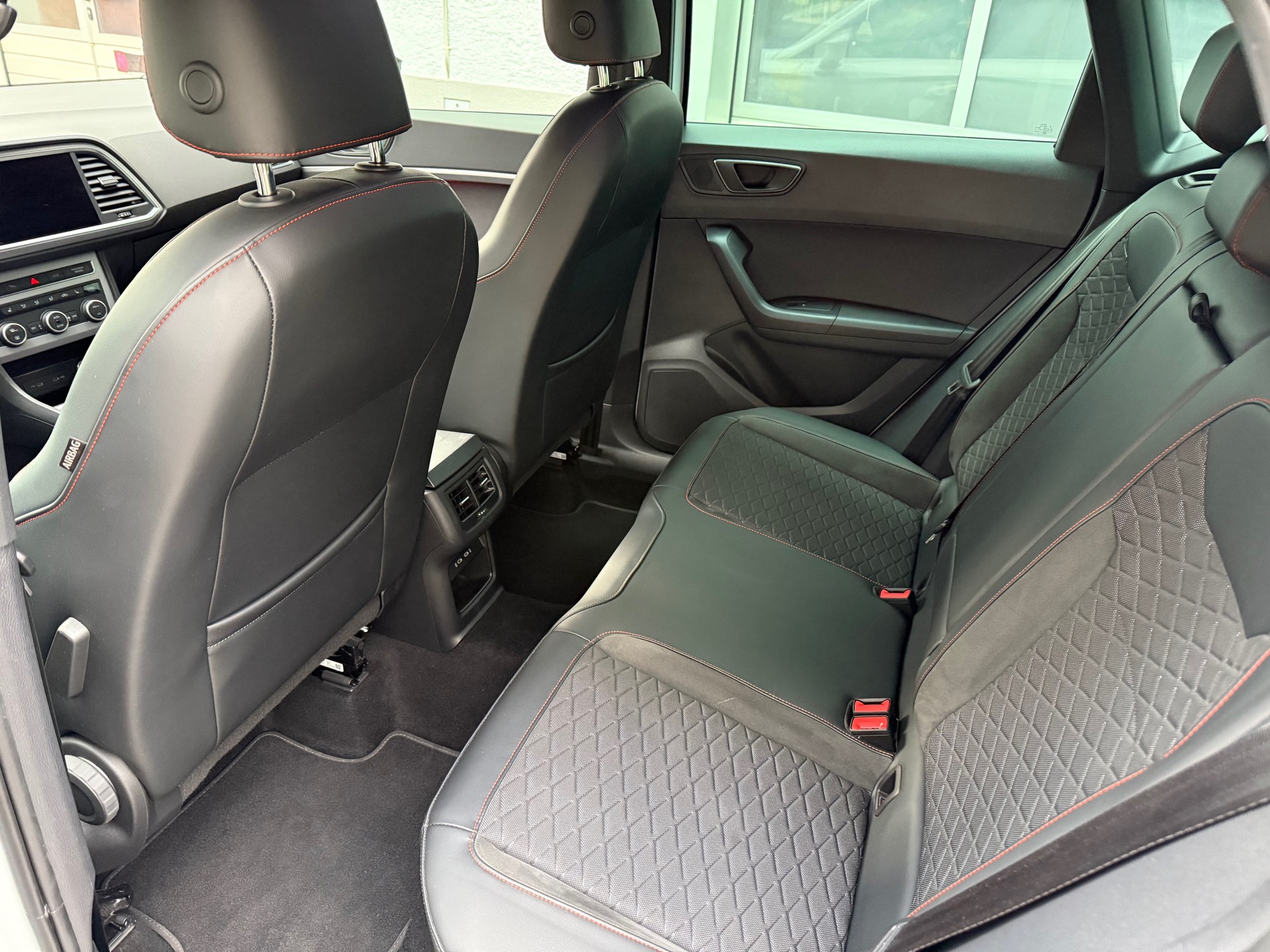 SEAT Ateca 1.5 TSI EVO DSG FR-image-8