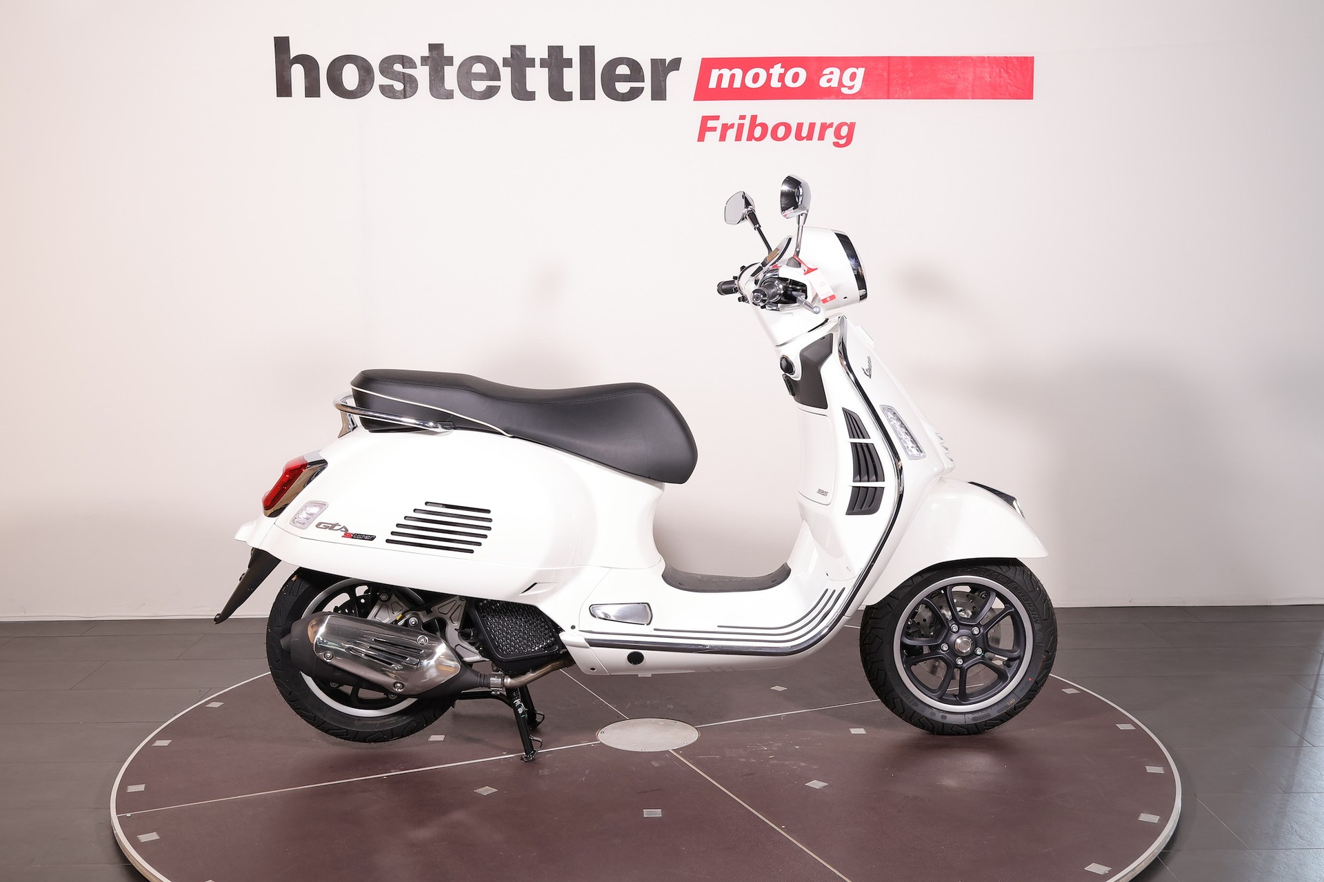 PIAGGIO Vespa 125 GTS-image-1