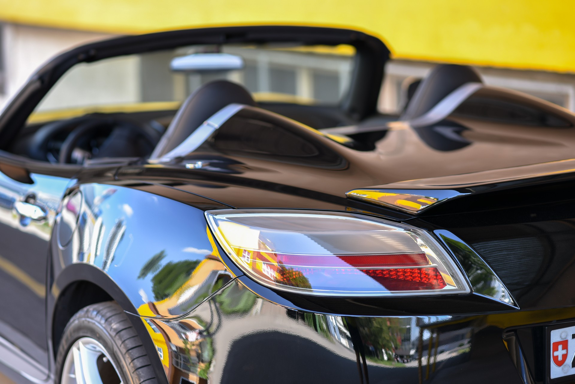 OPEL GT 2.0 Turbo-image-11