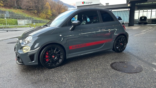 FIAT 695C 1.4 16V Turbo Abarth XSR Yamaha Dualogic-image-5