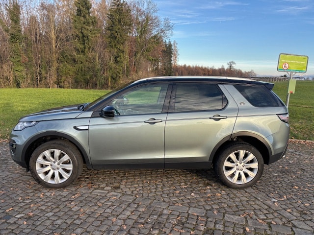 LAND ROVER DISCOVERY SPORT-image-1