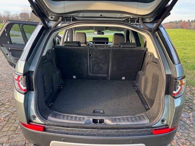 LAND ROVER DISCOVERY SPORT-image-11