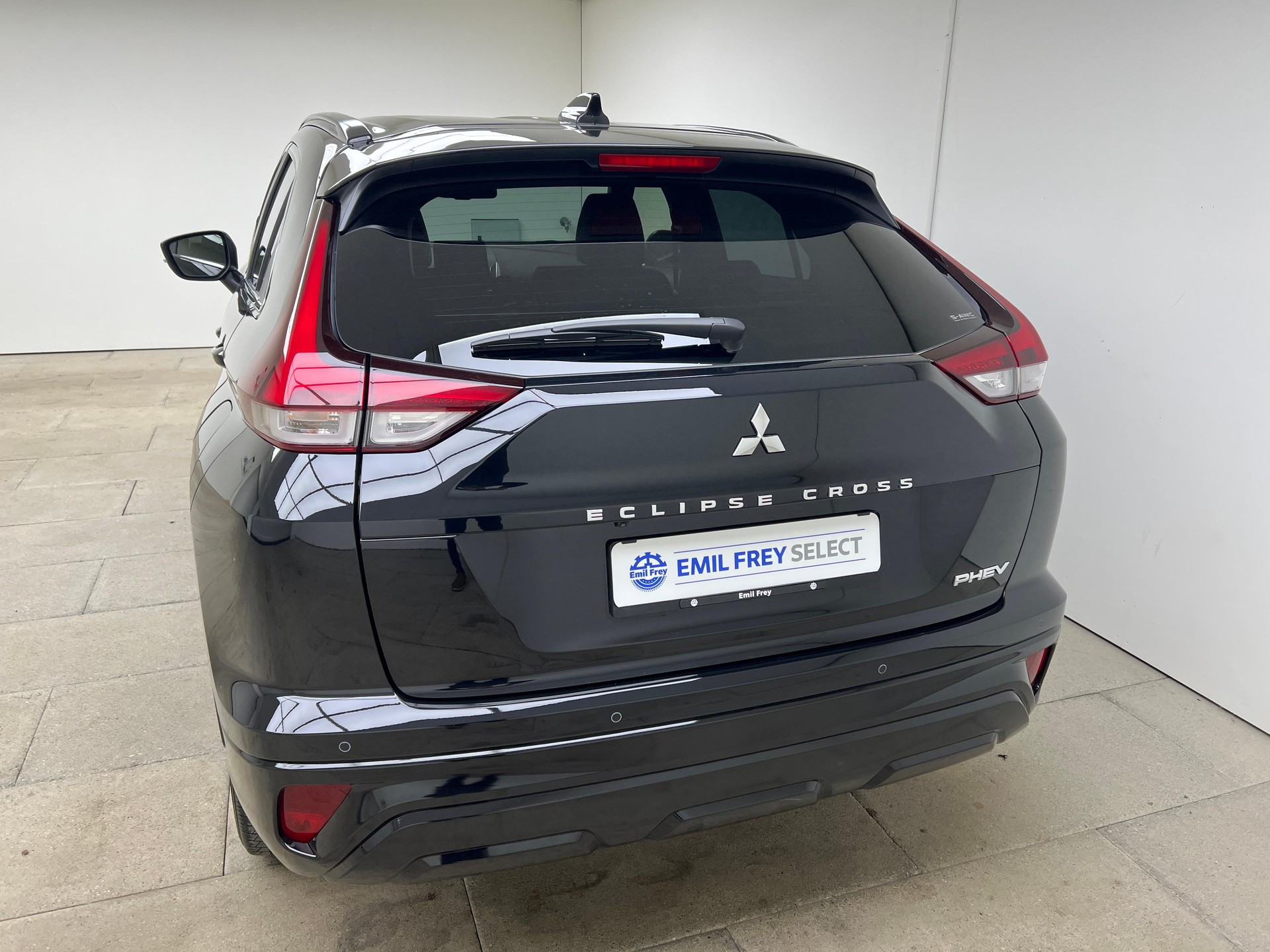 MITSUBISHI Eclipse Cross 2.4 PHEV Intense 4x4 / ab 3,99% Leasing bei Abschluss einer Protect Autoversicherung-image-4