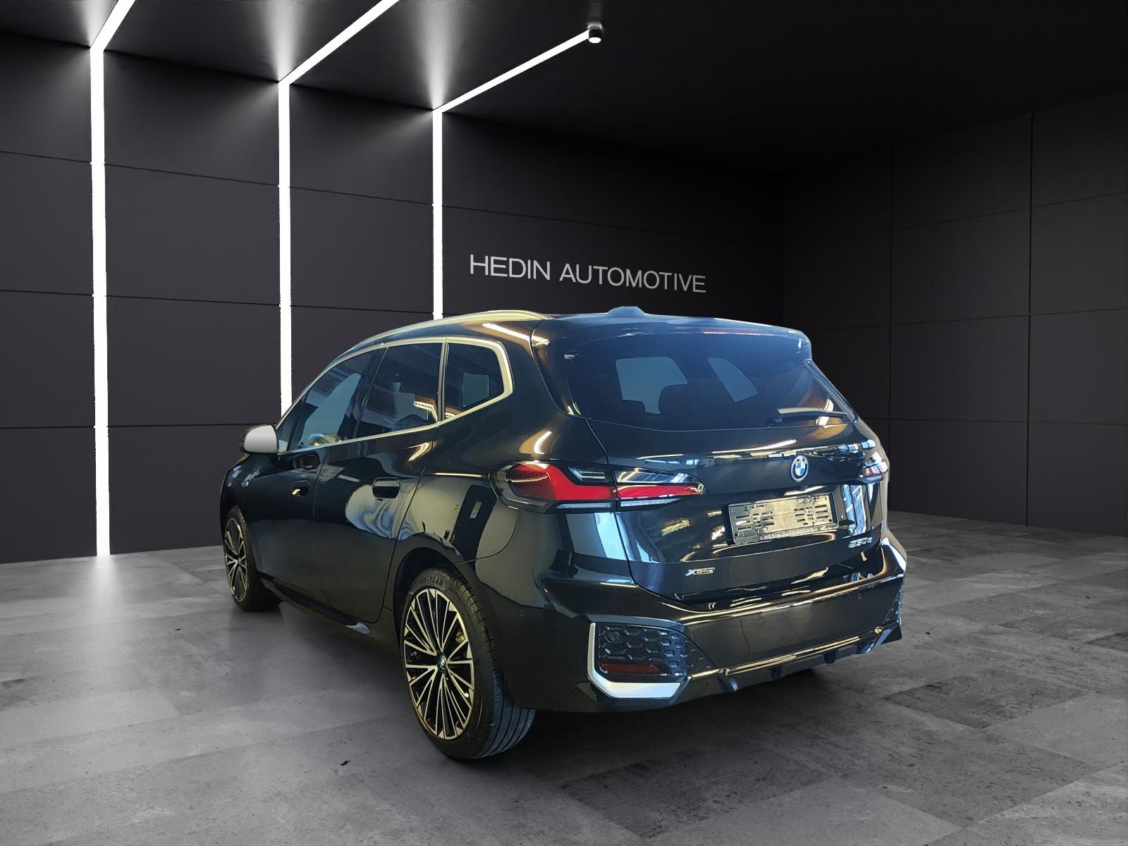 BMW 230e xDrive paddles Active Tourer-showroom-element-2