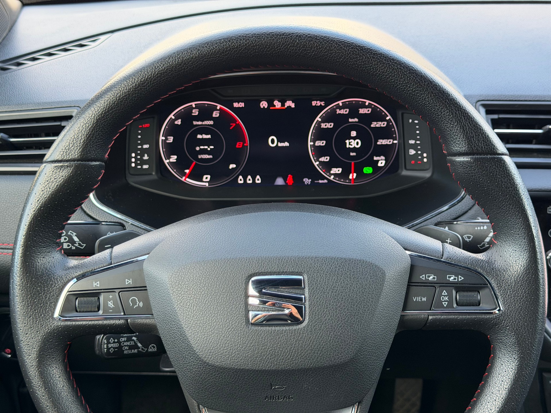 SEAT Arona 1.0 TSI 110 FR DSG-image-13
