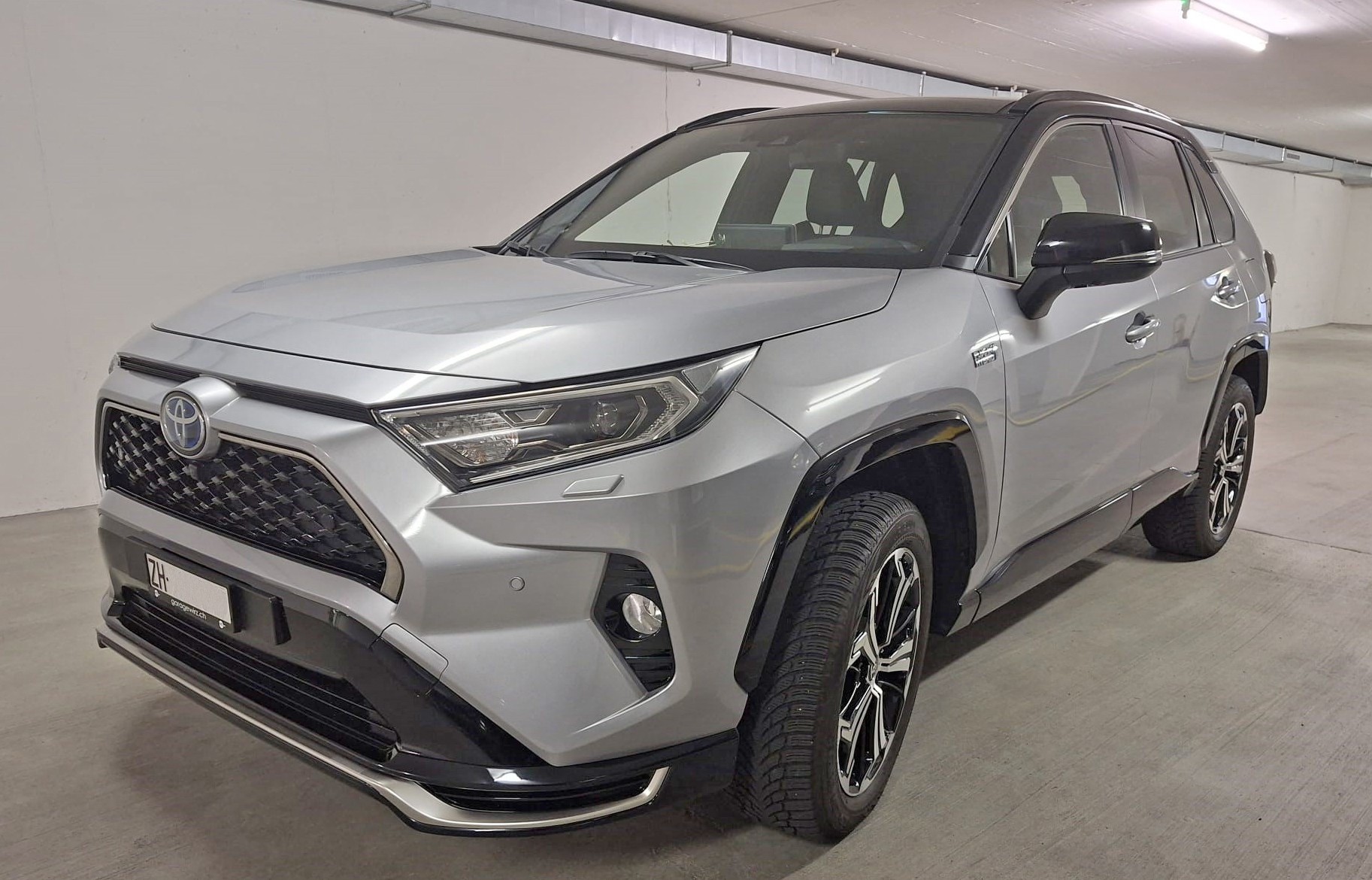 TOYOTA RAV-4 2.5 PHEV Platinum e-CVT 4WD