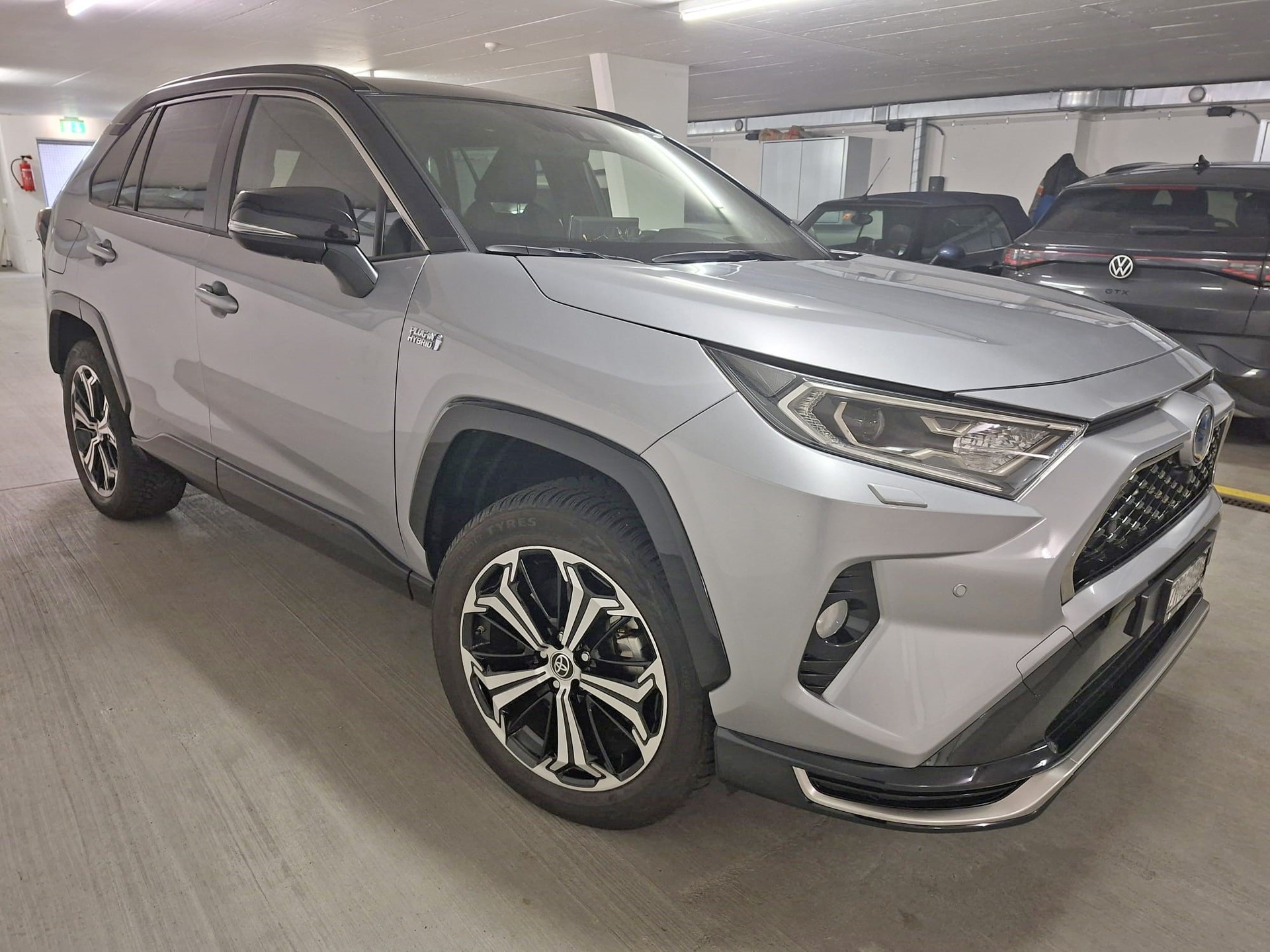 TOYOTA RAV-4 2.5 PHEV Platinum e-CVT 4WD-image-1