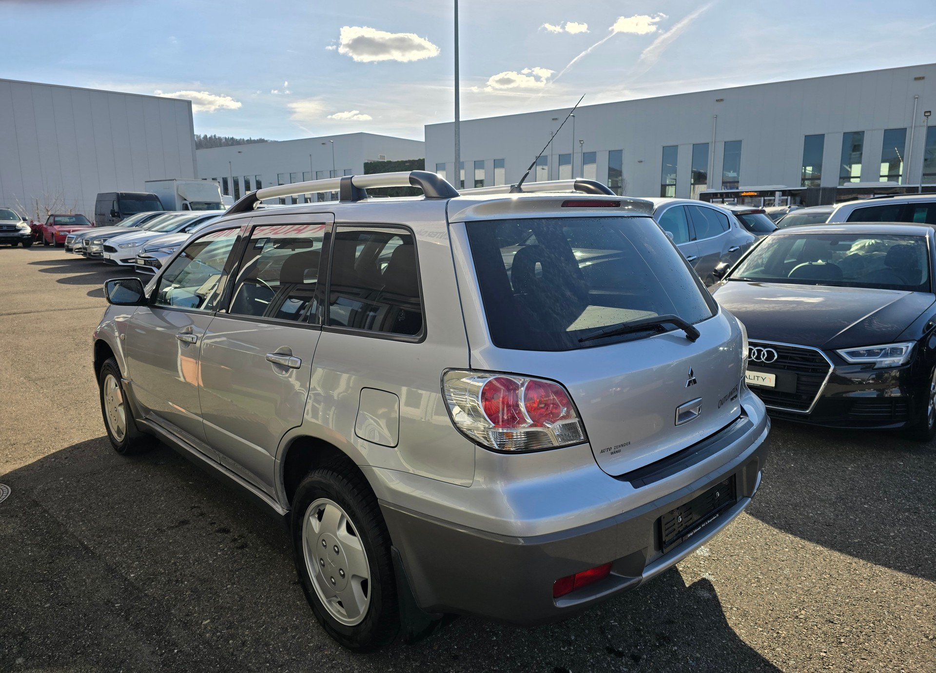 MITSUBISHI Outlander 2.4 16V Sport-image-5