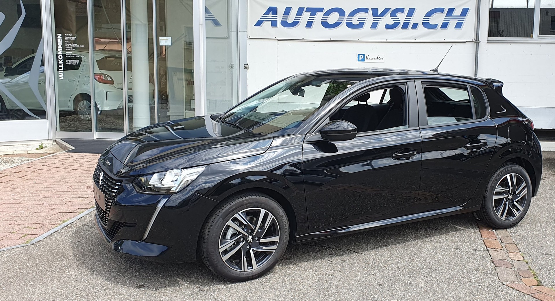 PEUGEOT 208 MHEV Allure Premium Helvetia (432)