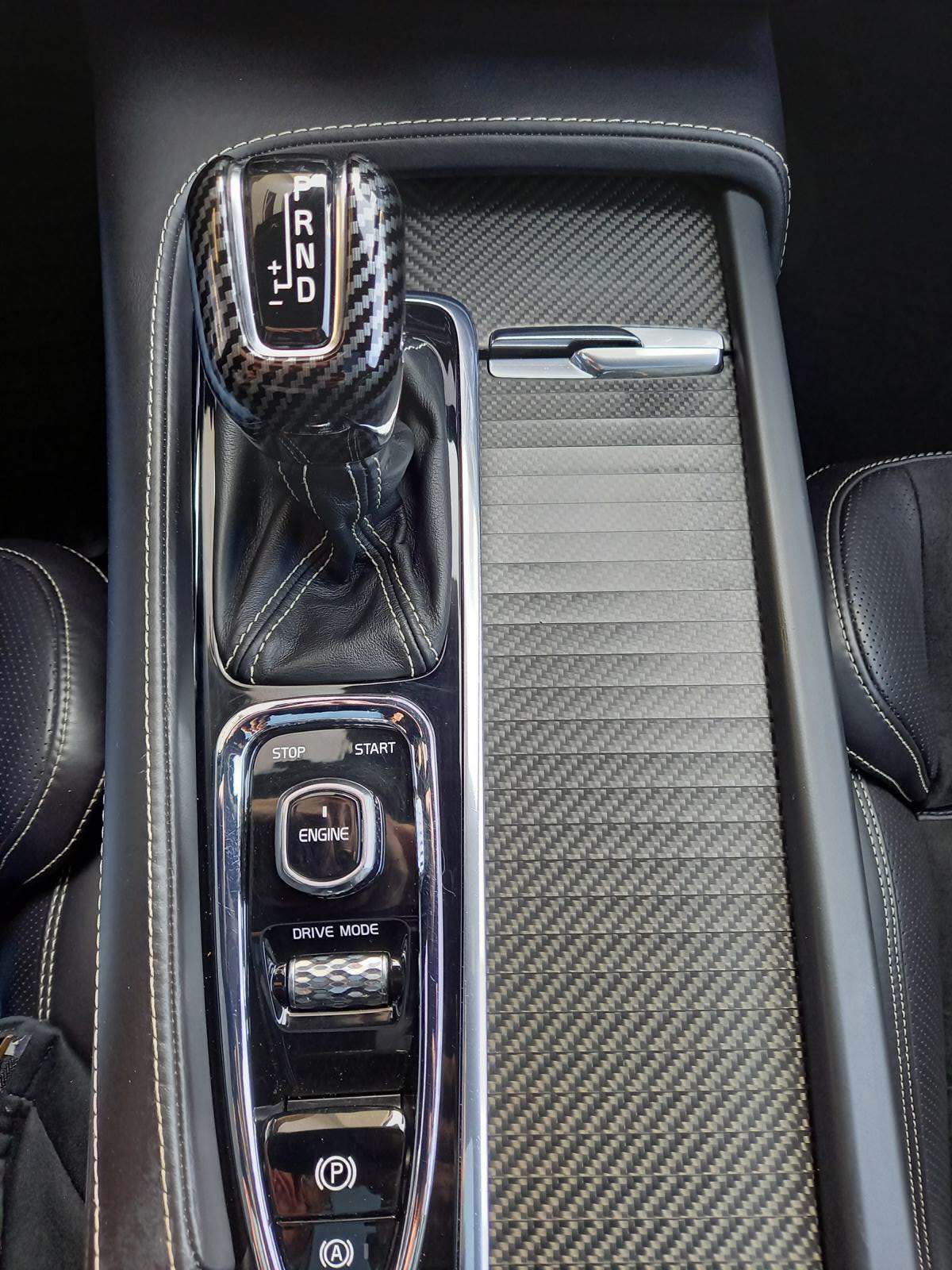 VOLVO V90 T6 AWD R-Design Geartronic-image-11