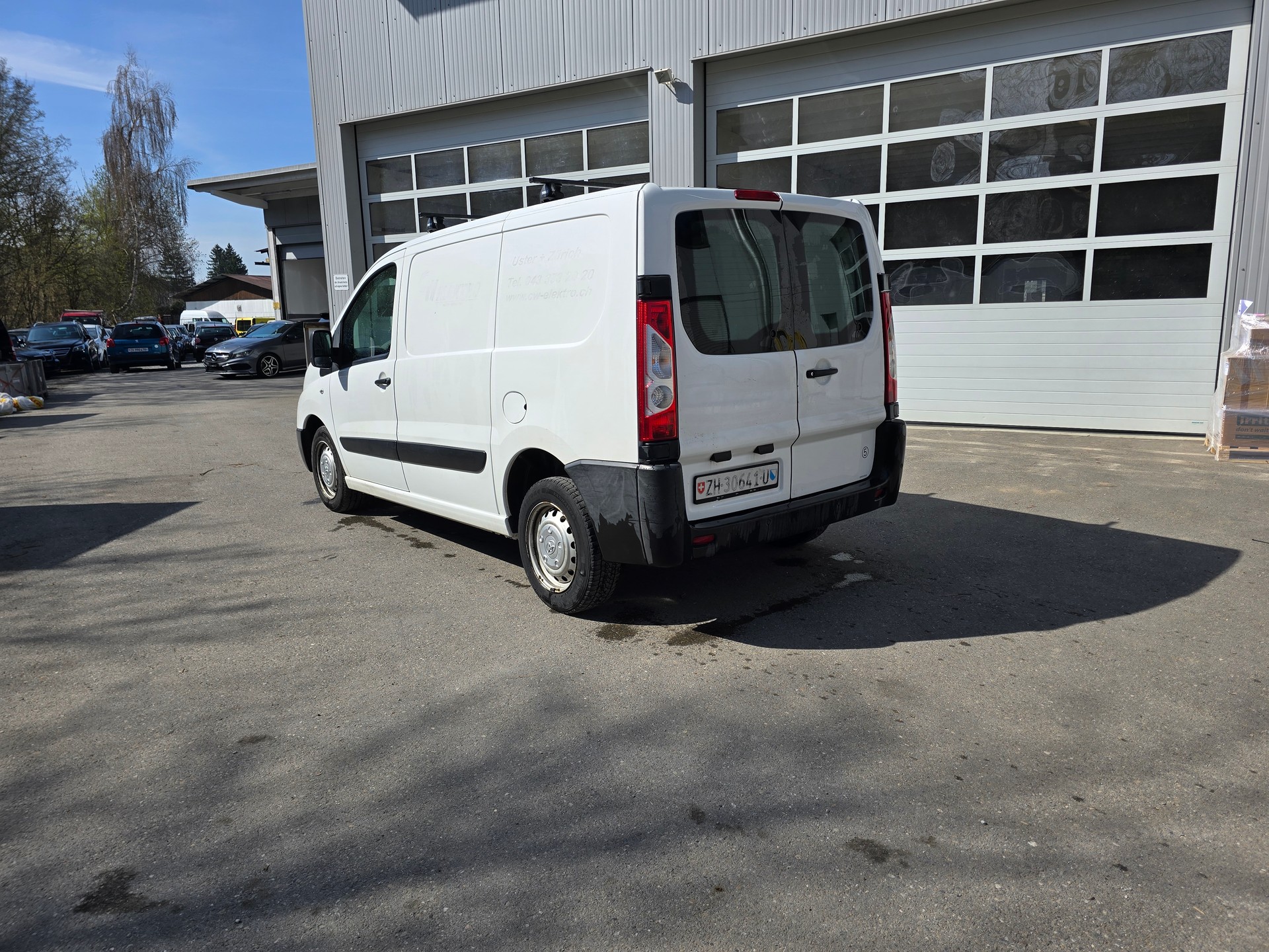 TOYOTA Proace 2.0D Panel Van Luna L1H1-image-6