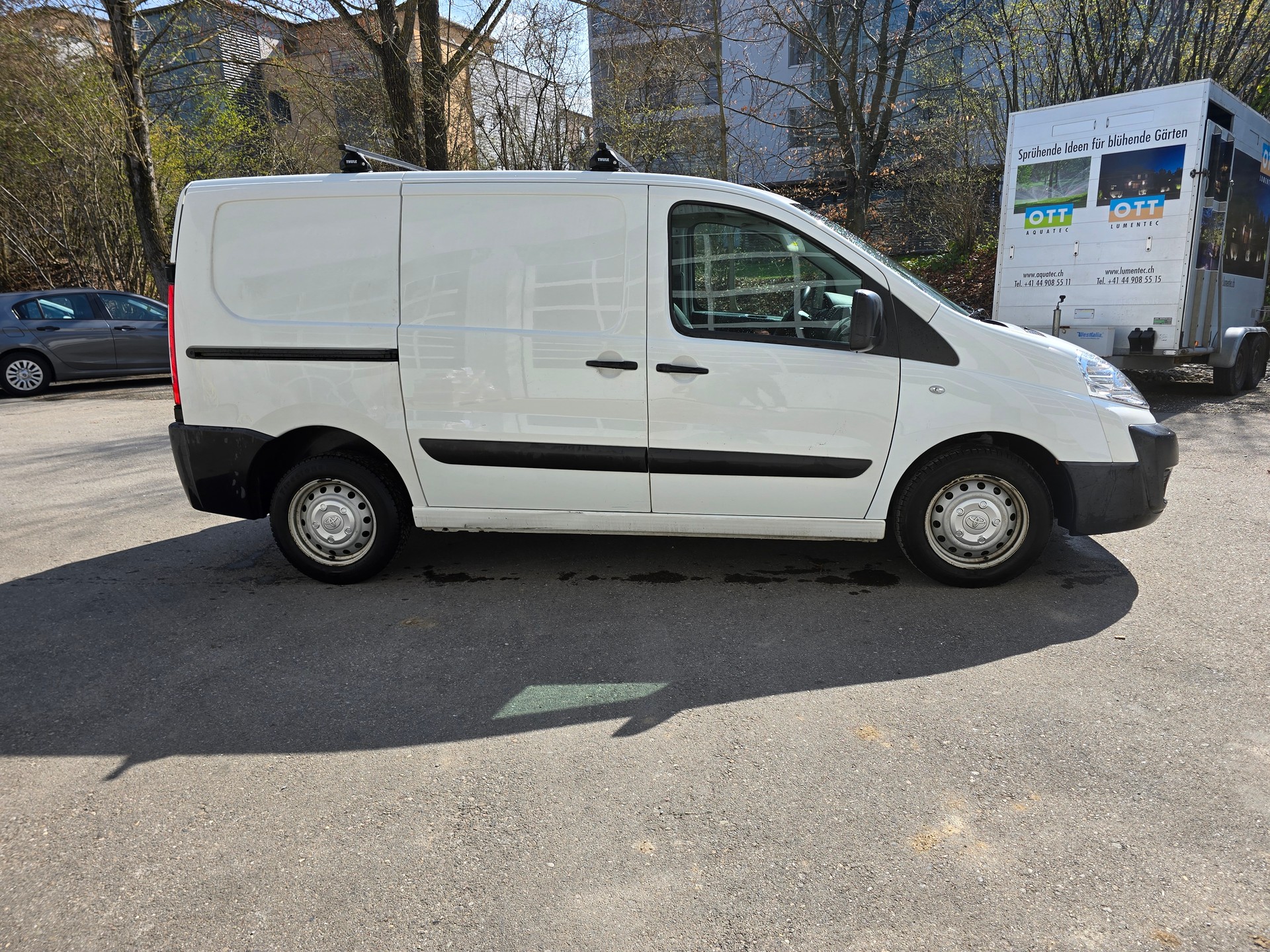 TOYOTA Proace 2.0D Panel Van Luna L1H1-image-3