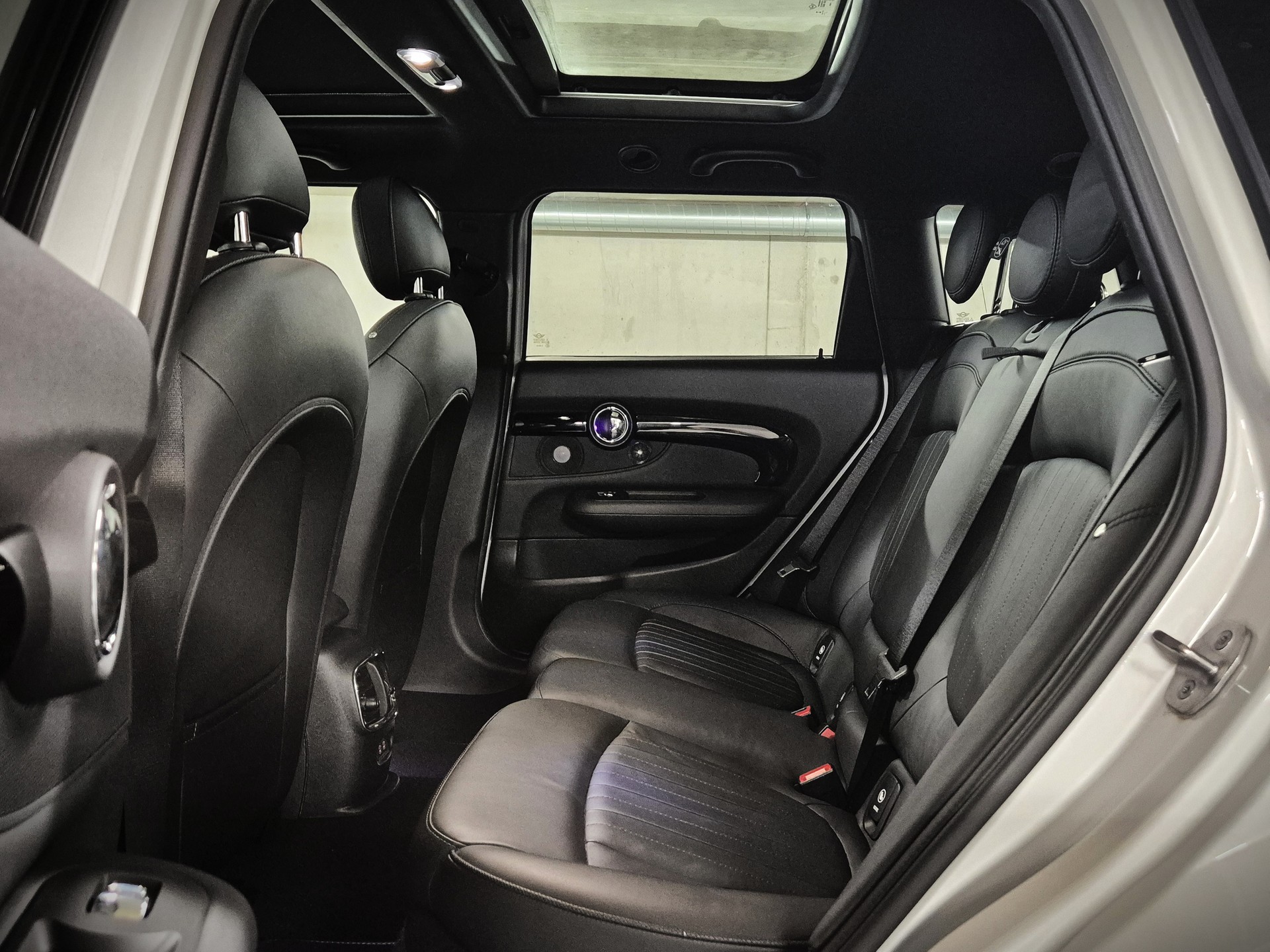 MINI Clubman Cooper S ALL4 Steptronic-image-11