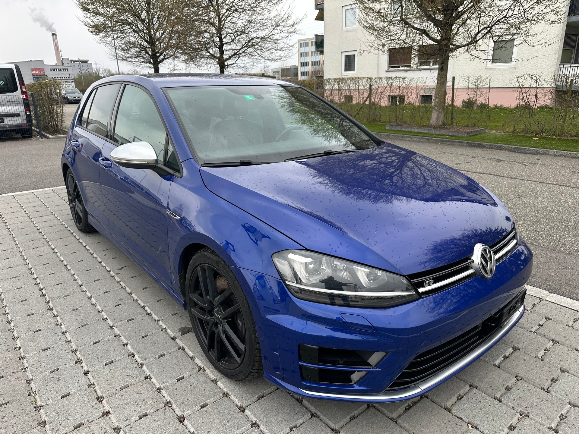 VW Golf 2.0 TSI R 4Motion