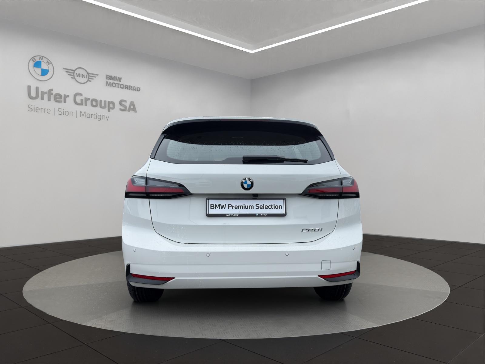 BMW 220i Active Tourer DKG-image-4