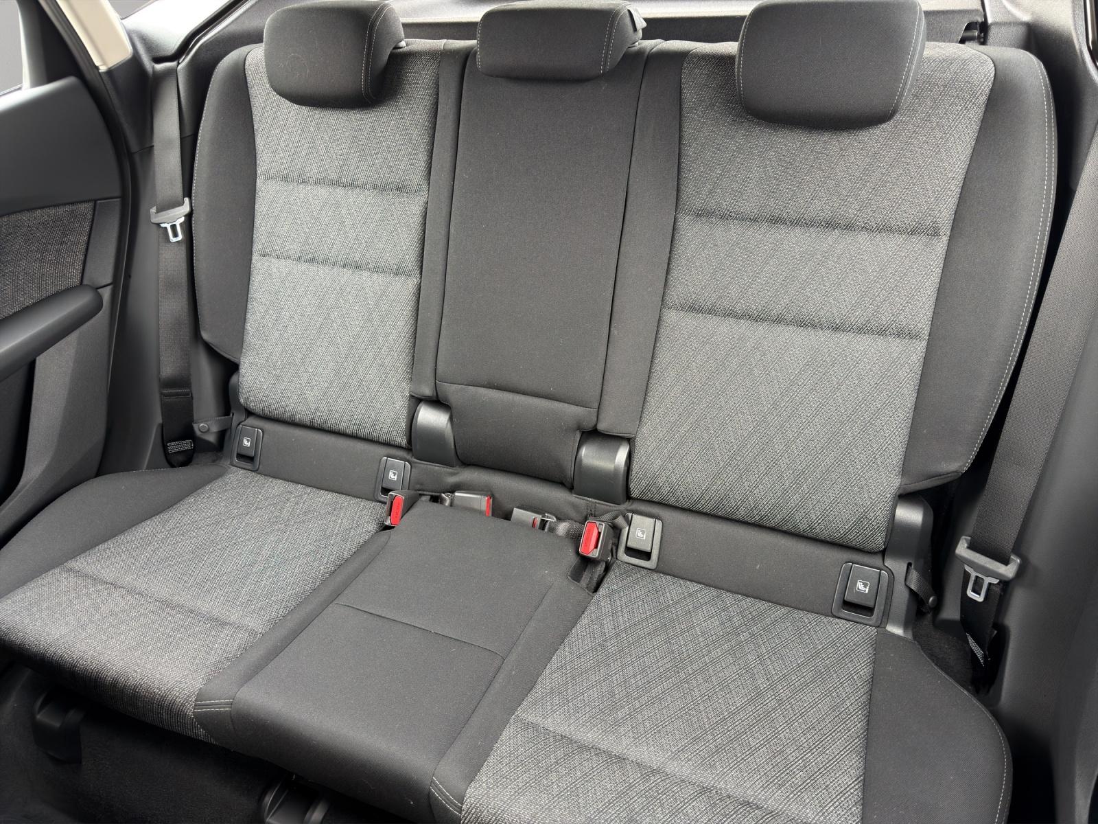 BMW 220i Active Tourer DKG-image-20