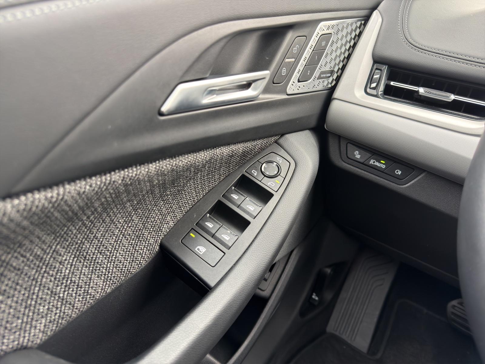 BMW 220i Active Tourer DKG-image-17